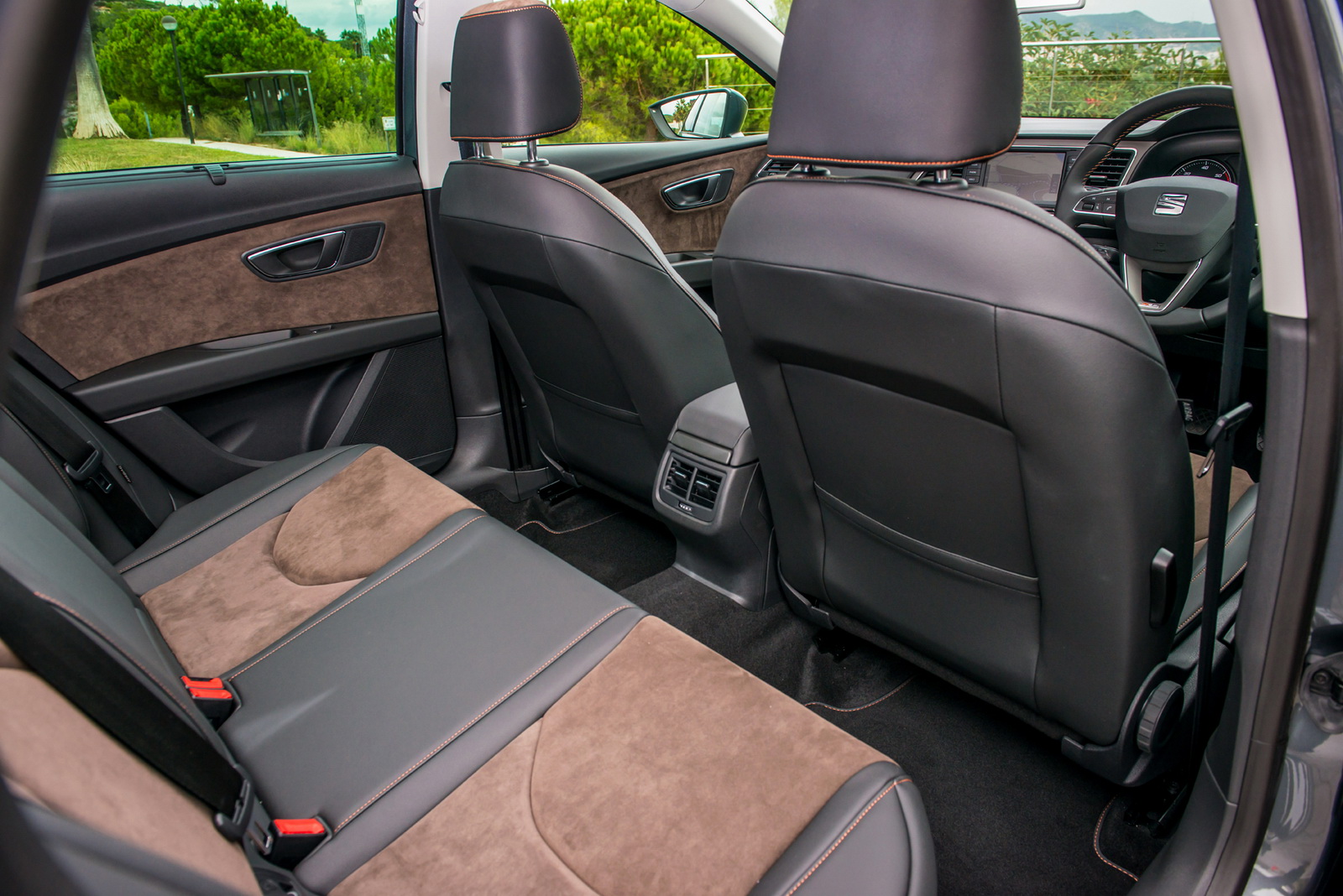 seat-leon-x-perience-11 Seat Drops Leon X-Perience From UK Market Due To Poor Sales