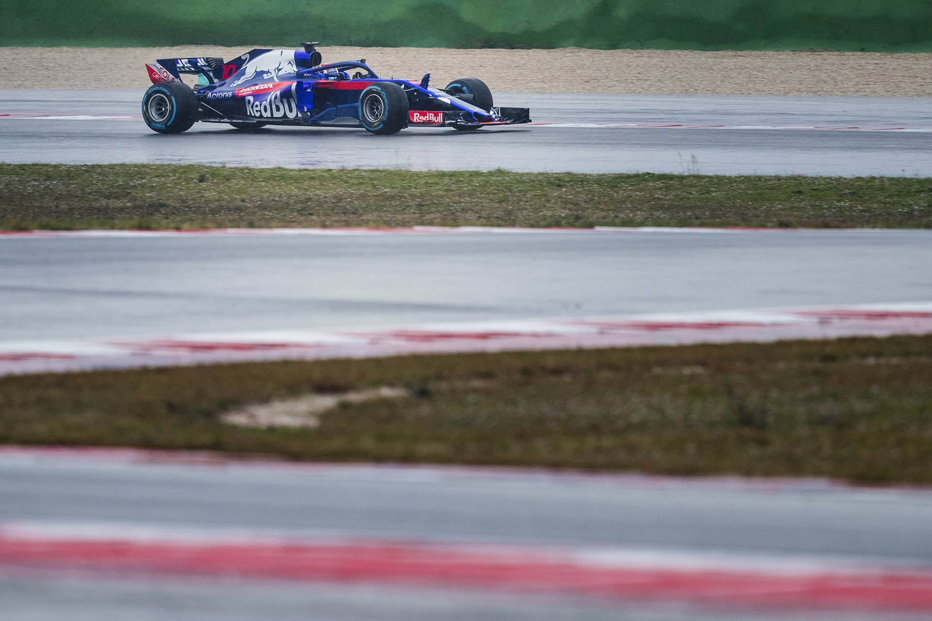 Pierre Gasly Scuderia Toro Rosso Reveals Its New Honda-Powered STR13