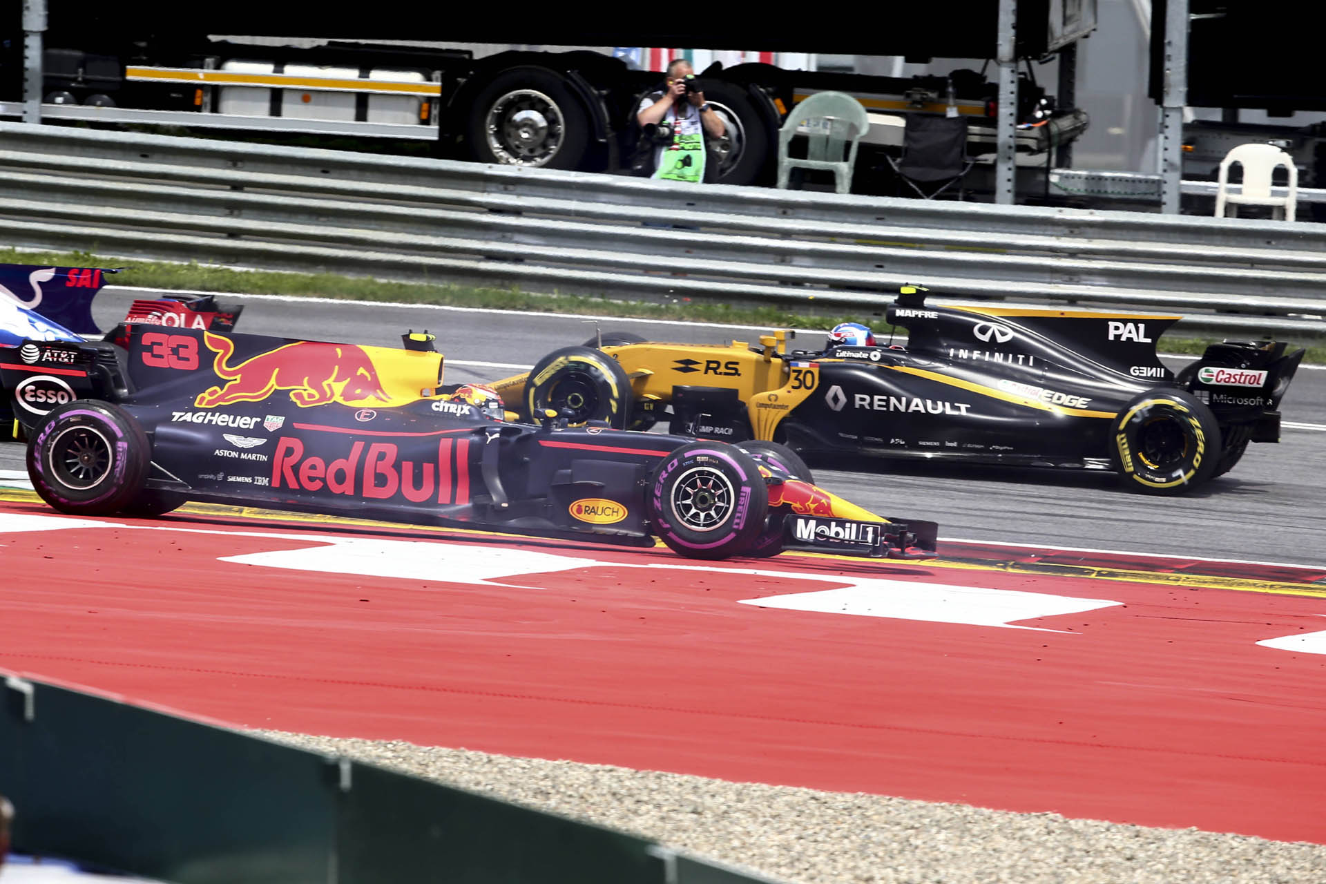 FORMULA 1 - GP of Austria 2017 Verstappen Says Red Bull Would Be Unbeatable With Mercedes Engines