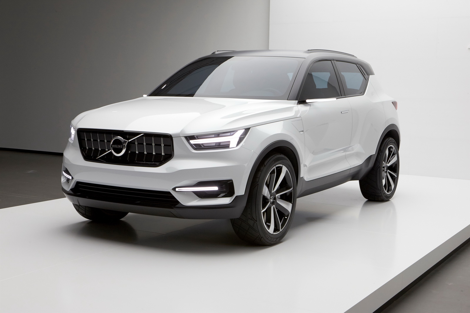 Volvo Concept 40 Zero-Emission Volvo XC40 Could Have A Range Of 500Km