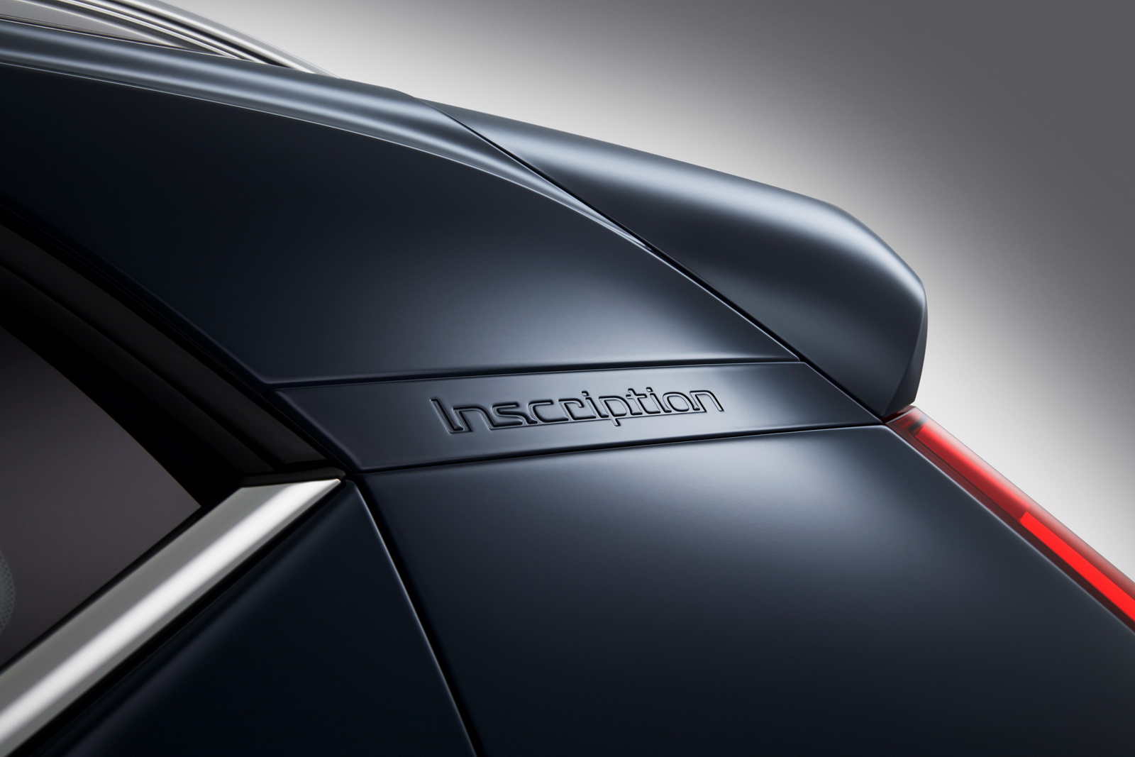 New Volvo XC40 - exterior detail XC40 Debuts Volvo’s First-Ever Three-Cylinder Engine, Hybridized And EV Models To Follow