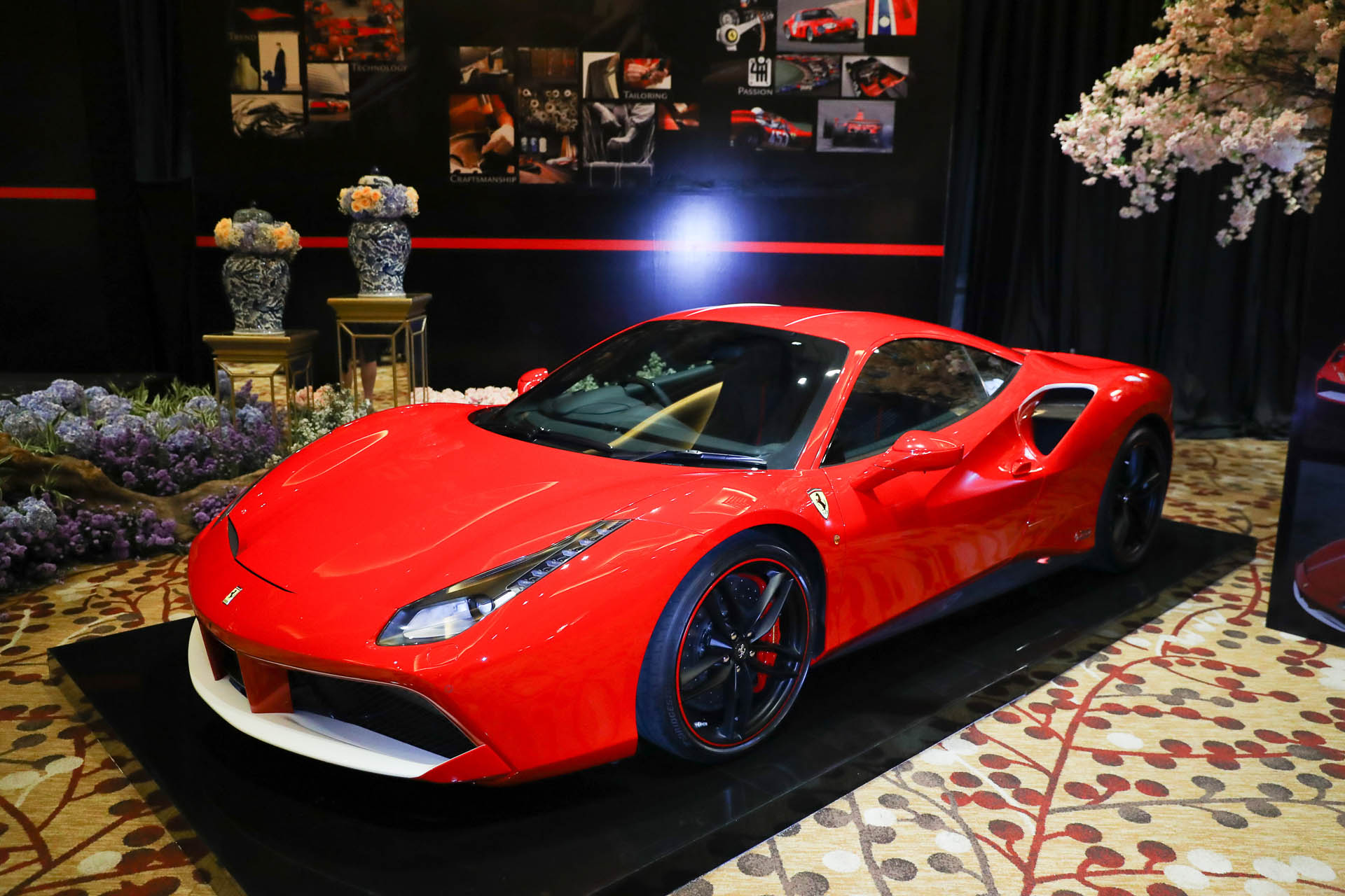 180096-car_Ferrari Ferrari Showcases Two Unique Tailor-Made Supercars In Indonesia