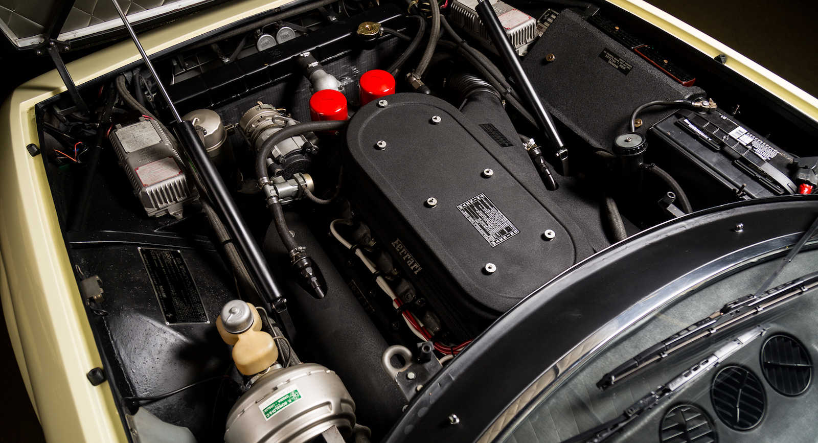 1971 Ferrari 365 GTB 4 Daytona Berlinetta Ferrari 365 GTB/4 Daytona Fails To Reach Its Reserve At Online Auction