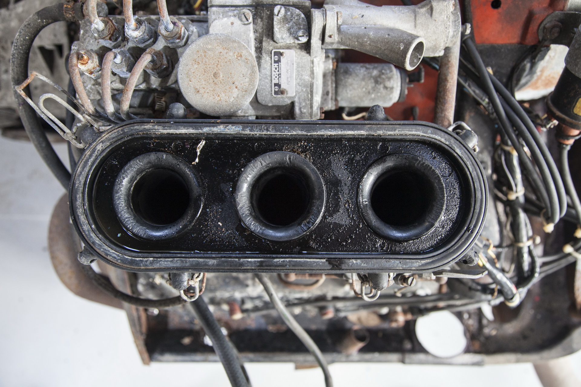 1973-Porsche-Trinidad-RS-06 Last Ever RHD 1973 Porsche 911 RS 2.7 Found In Trinidad, Full Restoration To Follow