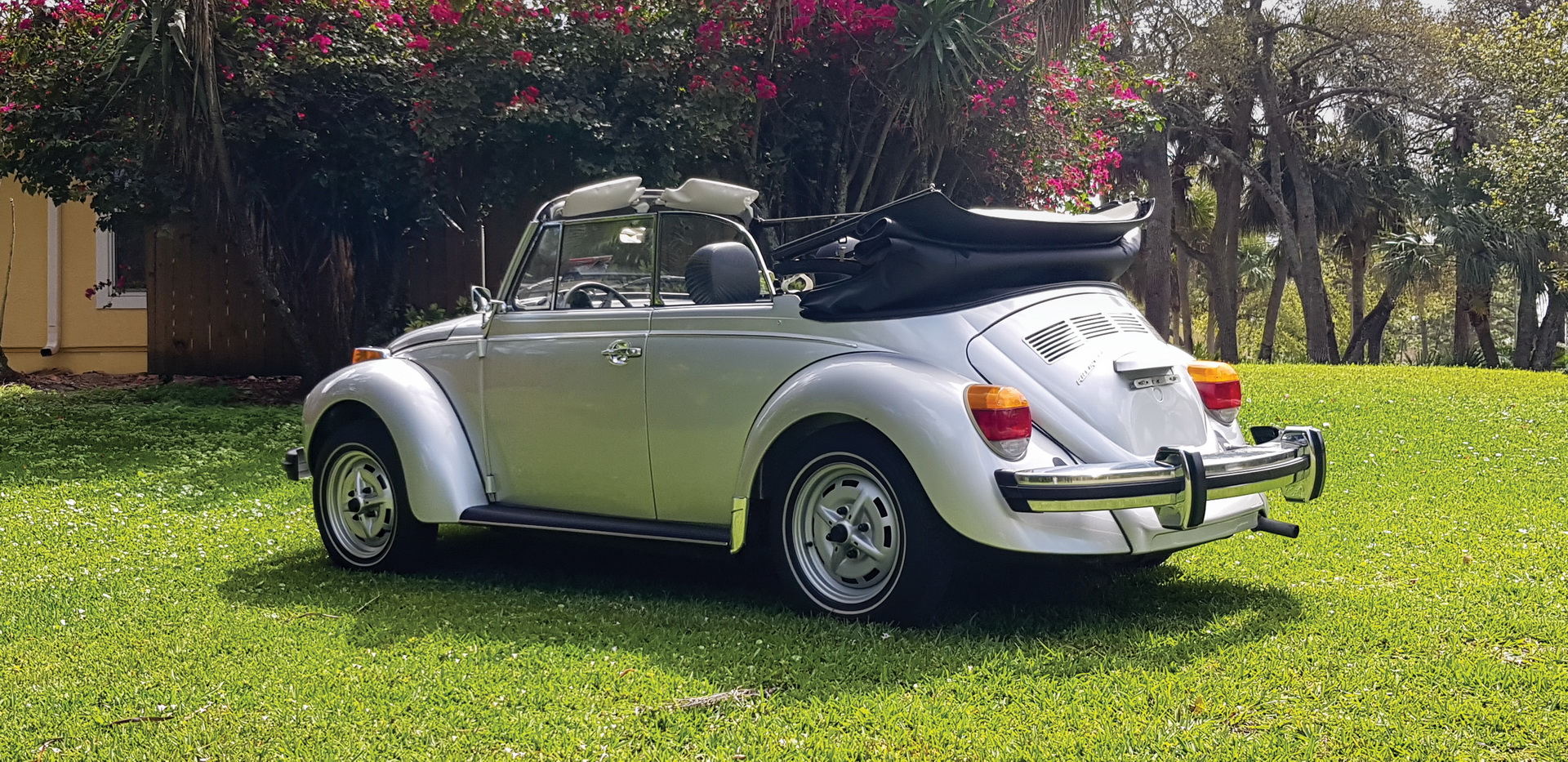 1979-vw-beetle-super-cabriolet-2 Classic Beetle Could Fetch New VW Golf R Money At Auction
