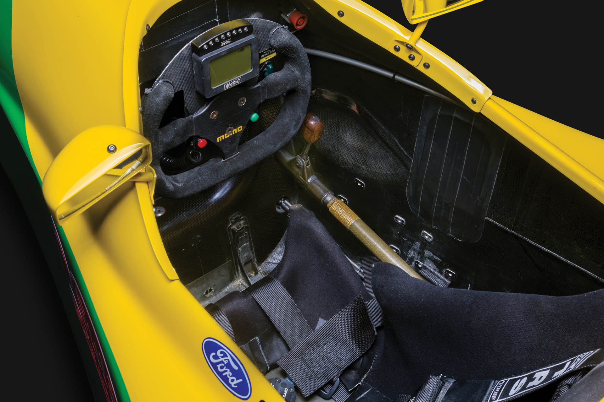 1992-Benetton-B192-Formula-1_3 Drive Like Schumacher In His Actual Benetton-Ford B192