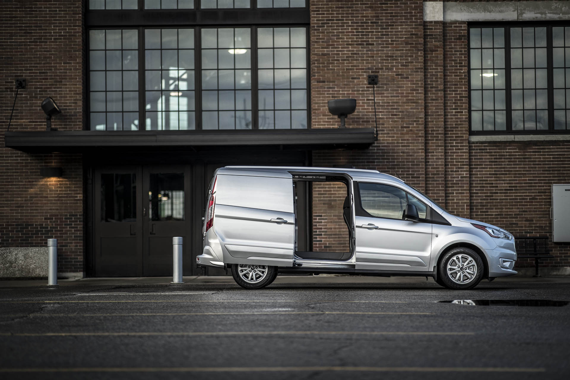 2019 Transit Connect Van 2019 Ford Transit Connect Cargo Van Packs A Diesel Option And Lots Of Tech