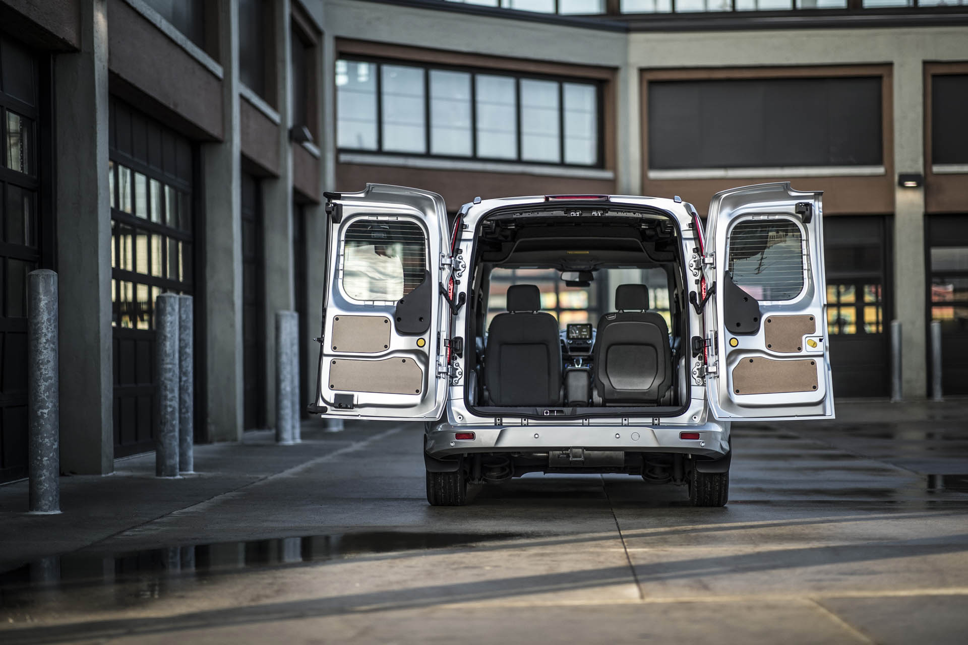 2019 Transit Connect Van 2019 Ford Transit Connect Cargo Van Packs A Diesel Option And Lots Of Tech