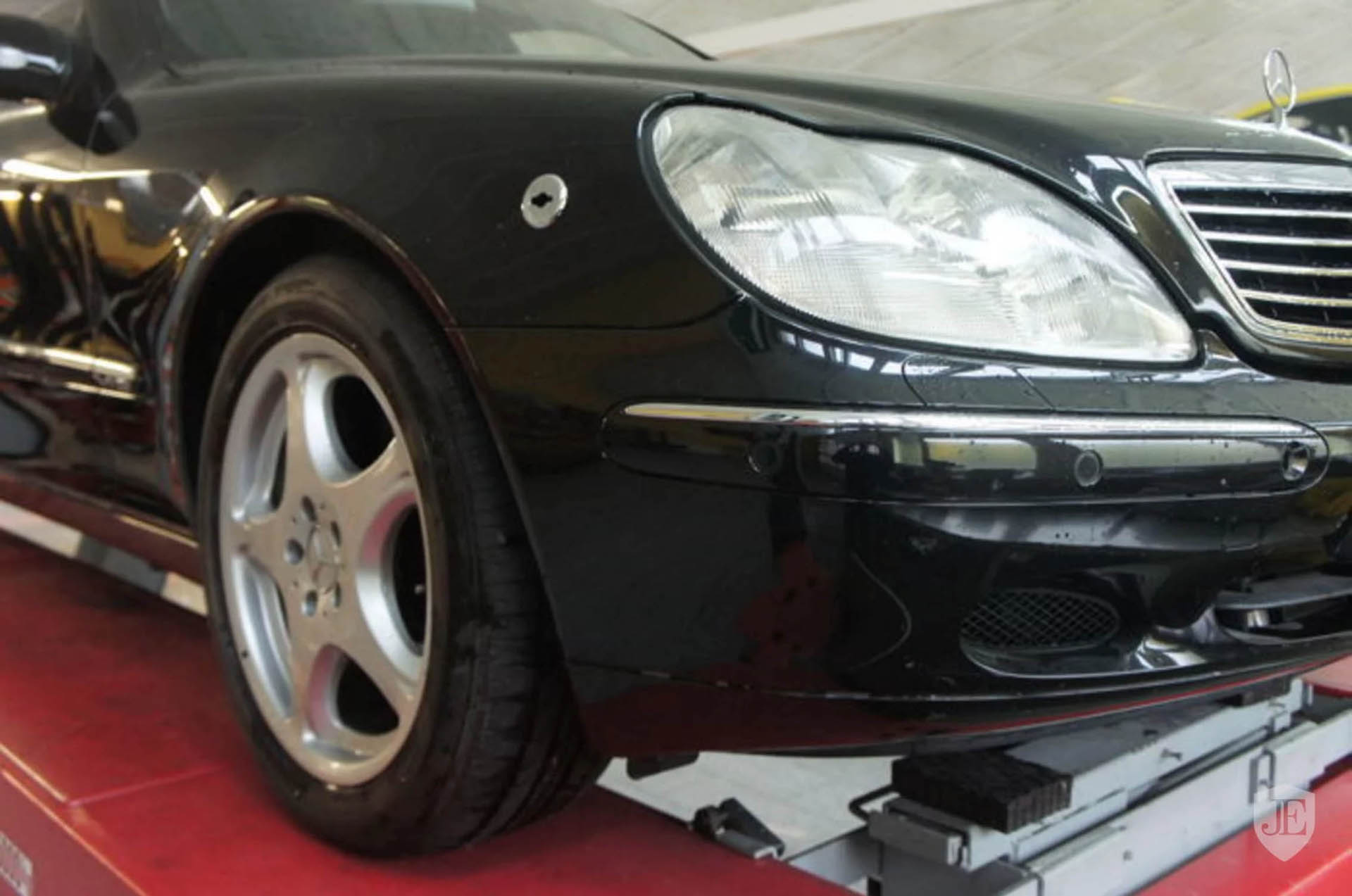 2002-mercedes-benz-s600-l-pullman-04 Would You Rather Have A New Mercedes E-Class Or This Used S600 Pullman?