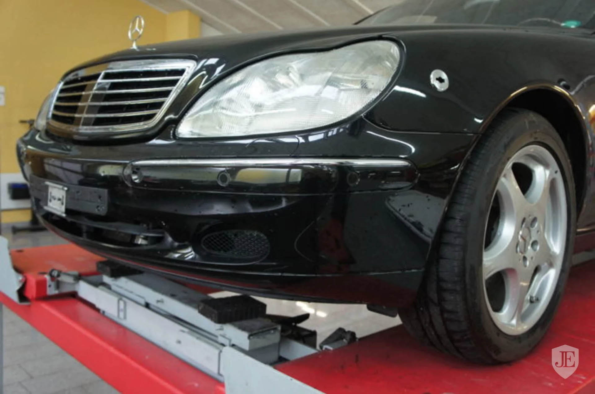 2002-mercedes-benz-s600-l-pullman-08 Would You Rather Have A New Mercedes E-Class Or This Used S600 Pullman?