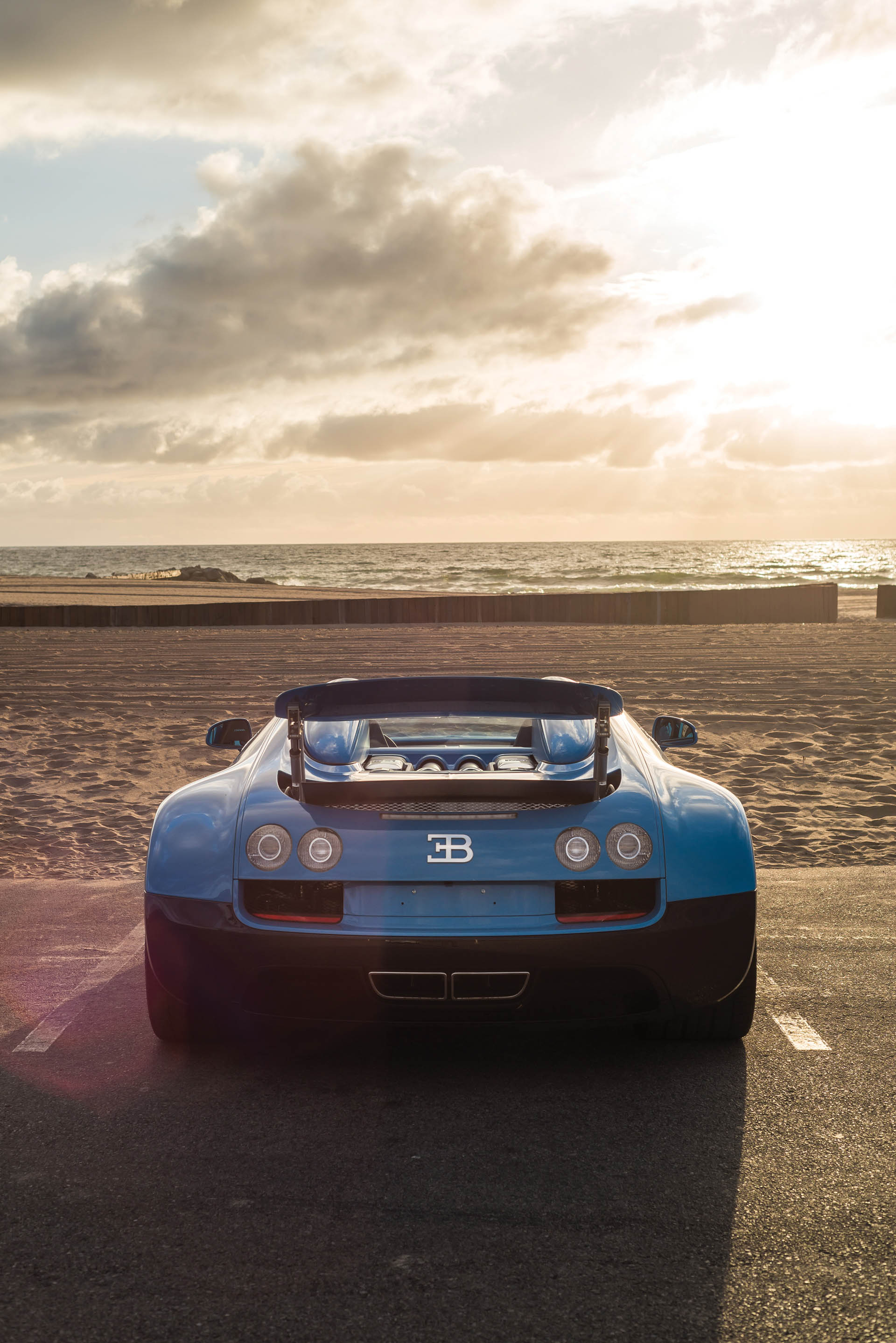 2015-Bugatti-Veyron-16-4-Grand-Sport-Vitesse_27 Transformers-Themed Bugatti Veyron Is Heading Back To The Auction Block