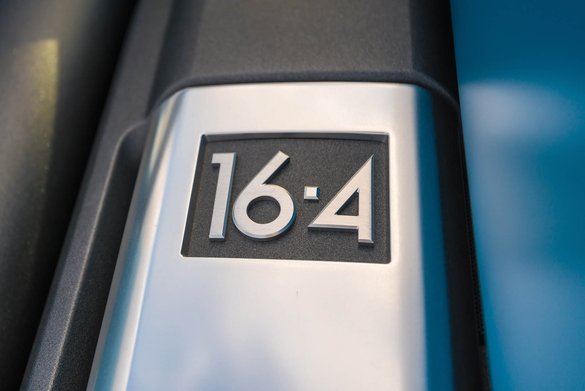 2015-Bugatti-Veyron-16-4-Grand-Sport-Vitesse_29 Transformers-Themed Bugatti Veyron Is Heading Back To The Auction Block