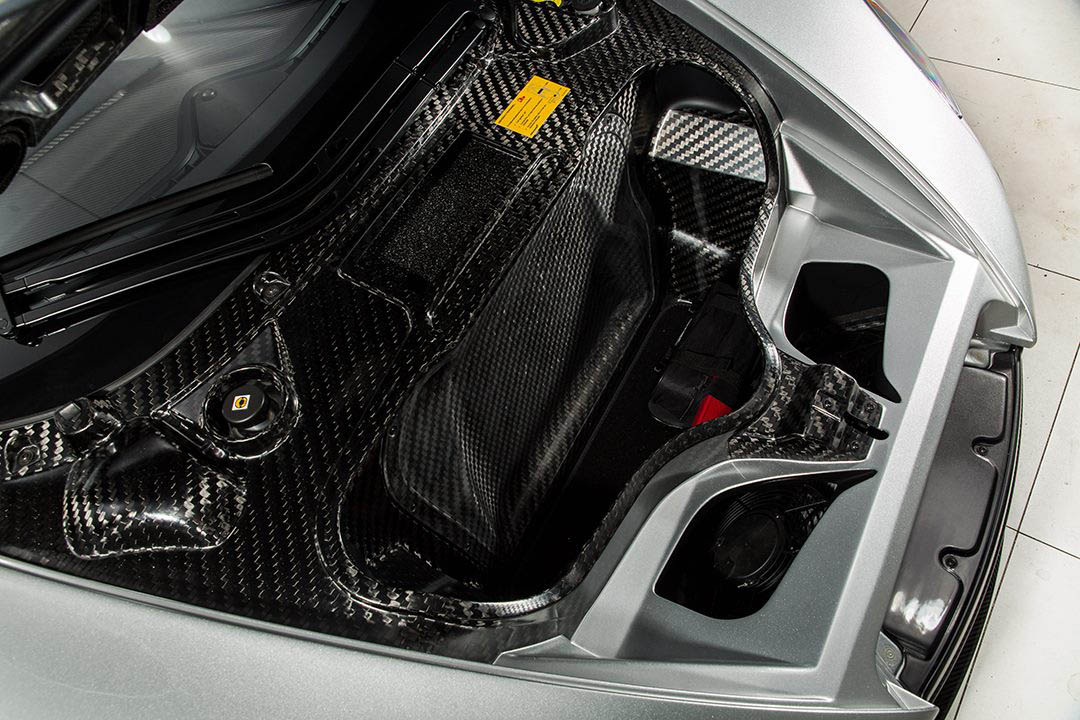 2015-mclaren-p1-bonhams-05 Someone Just Paid $1.7 Million For A Practically New McLaren P1