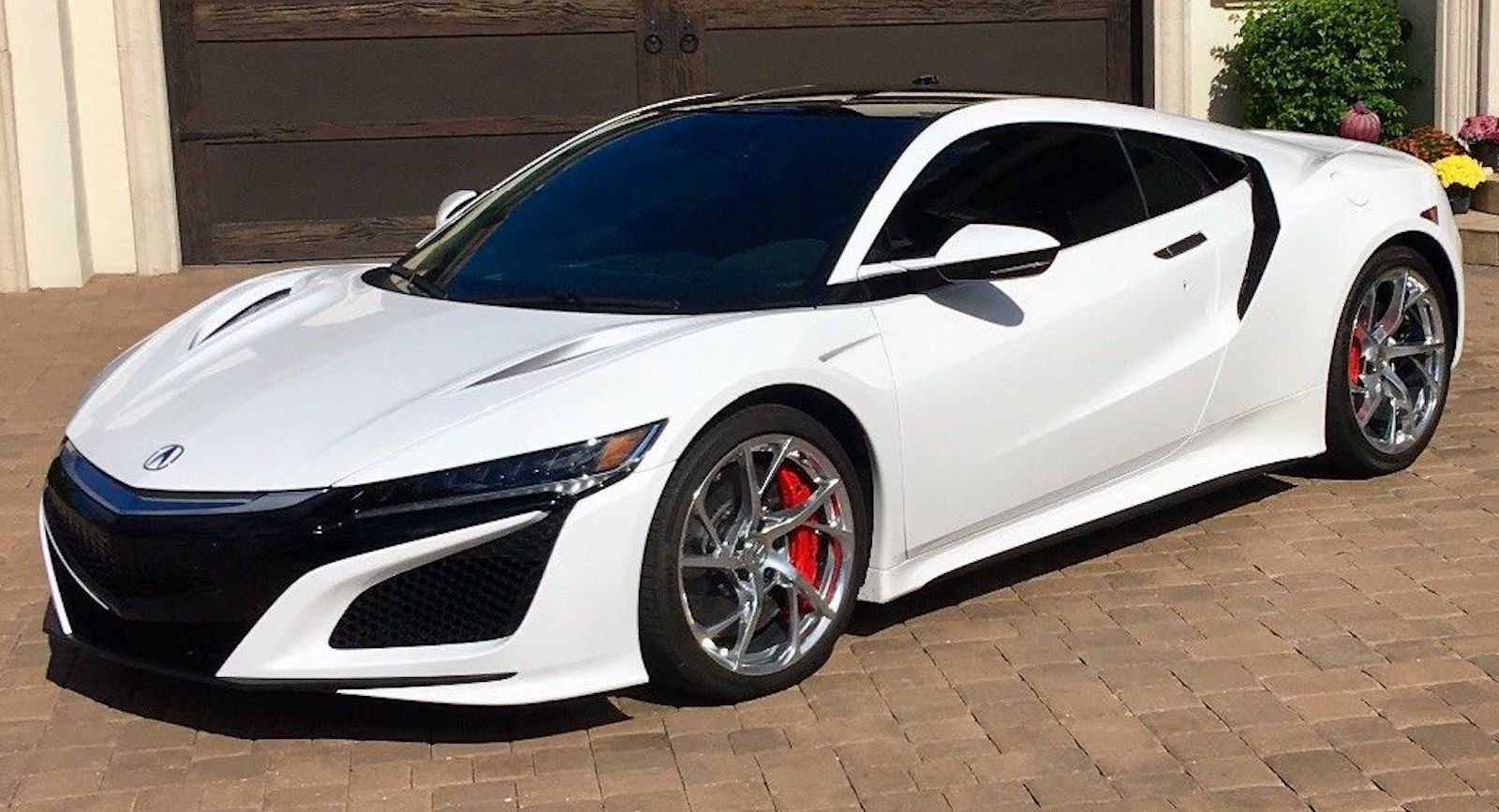 2017 Acura NSX Same Price Dilemma: This 2017 High-Tech Acura NSX Or A 2003 Pristine Original?