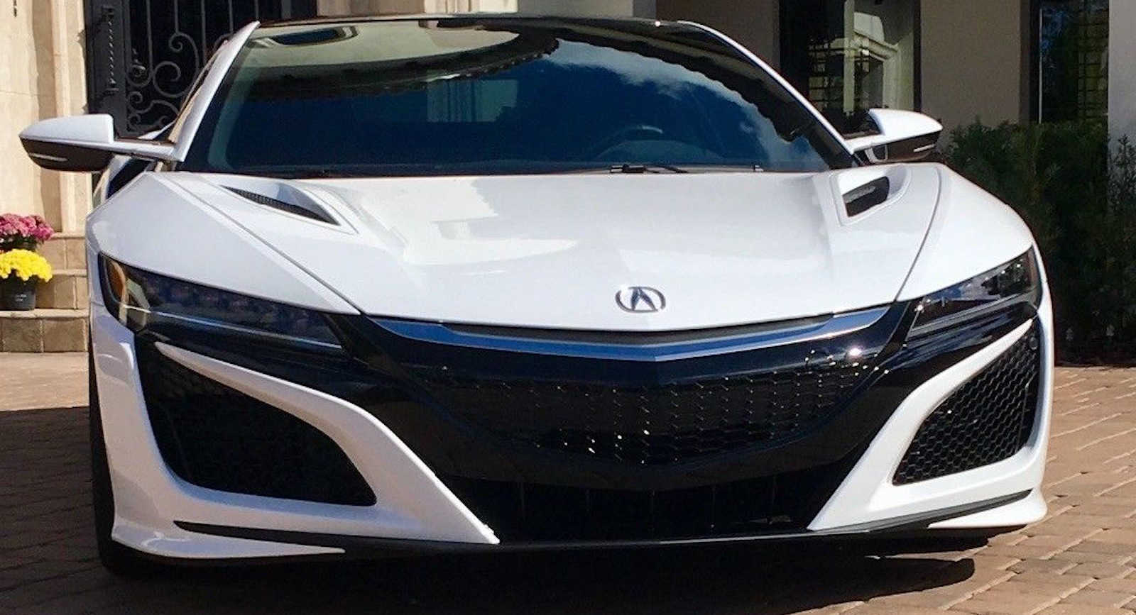 2017 Acura NSX Same Price Dilemma: This 2017 High-Tech Acura NSX Or A 2003 Pristine Original?