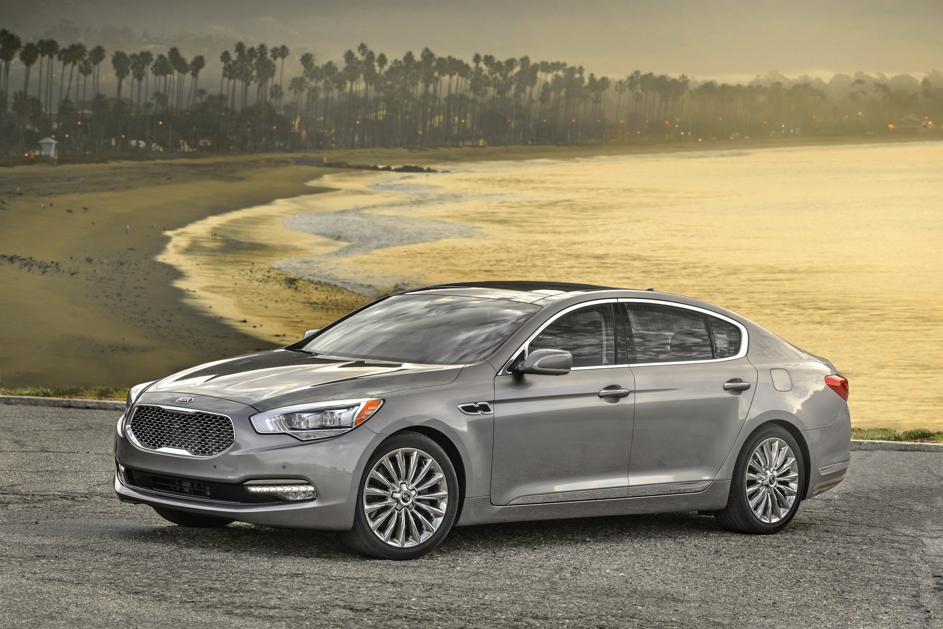 2017-kia-k900-3 2018 Kia K900 Gains More Gear, But At A Price Hike Of Up To $5,000 Just Before It’s Replaced