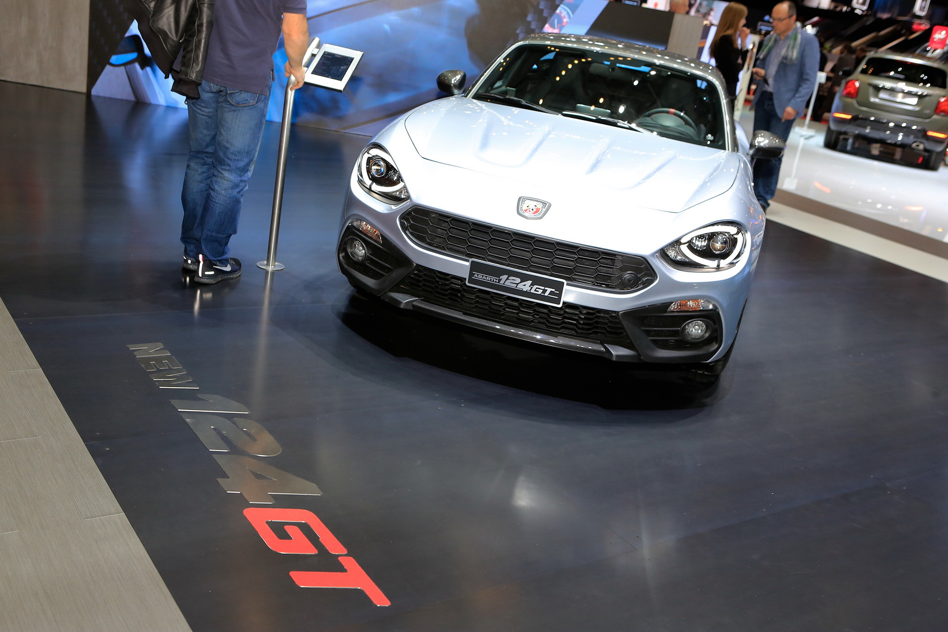 2018-Abarth124GT-02 Does A Carbon Hardtop Change The Way You Look At The Abarth 124 Spider?