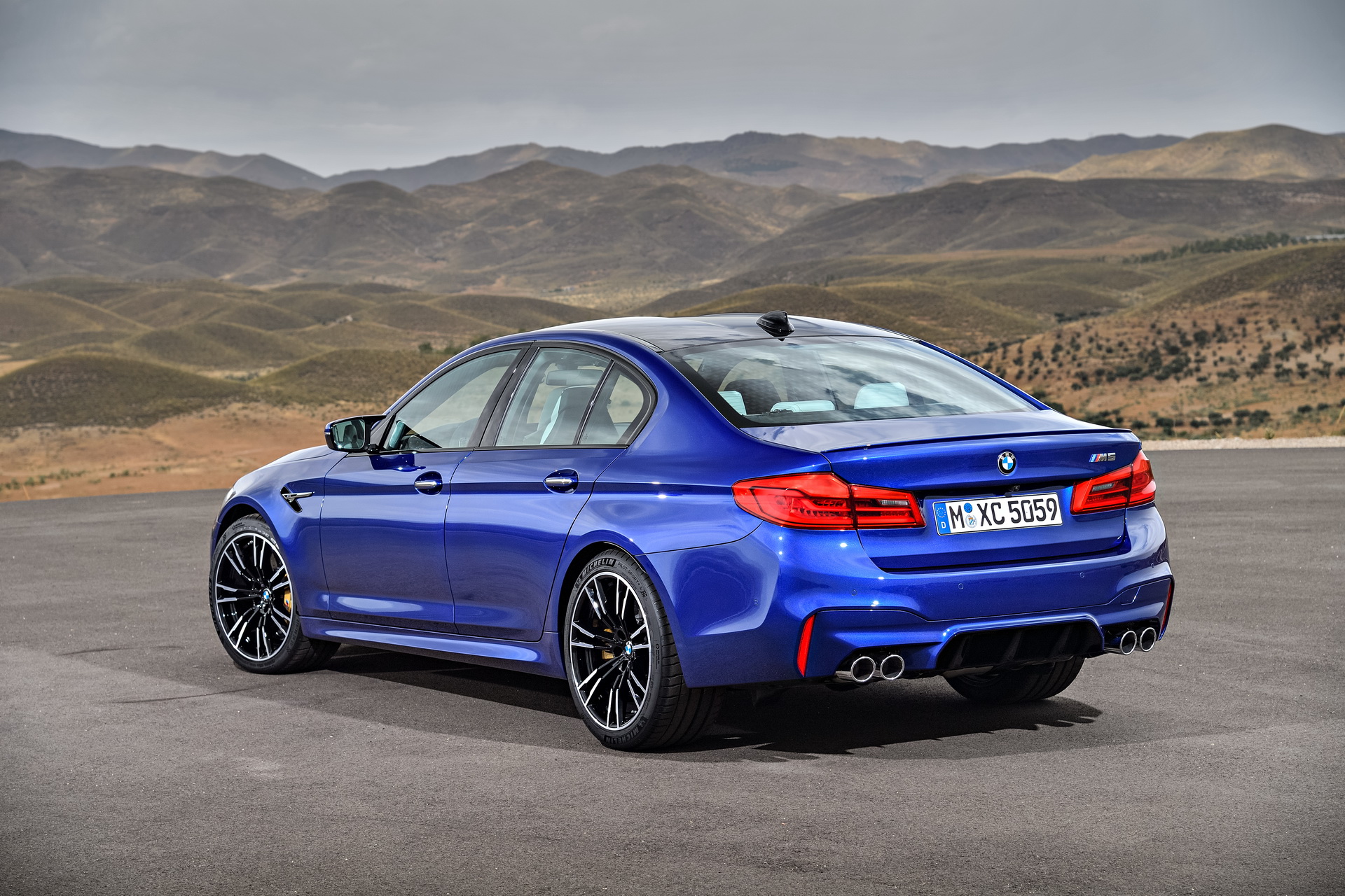 2018-BMW-M5-04 BMW M5 Competition Pack’s Leaked Specs Reveal 616HP From Biturbo V8