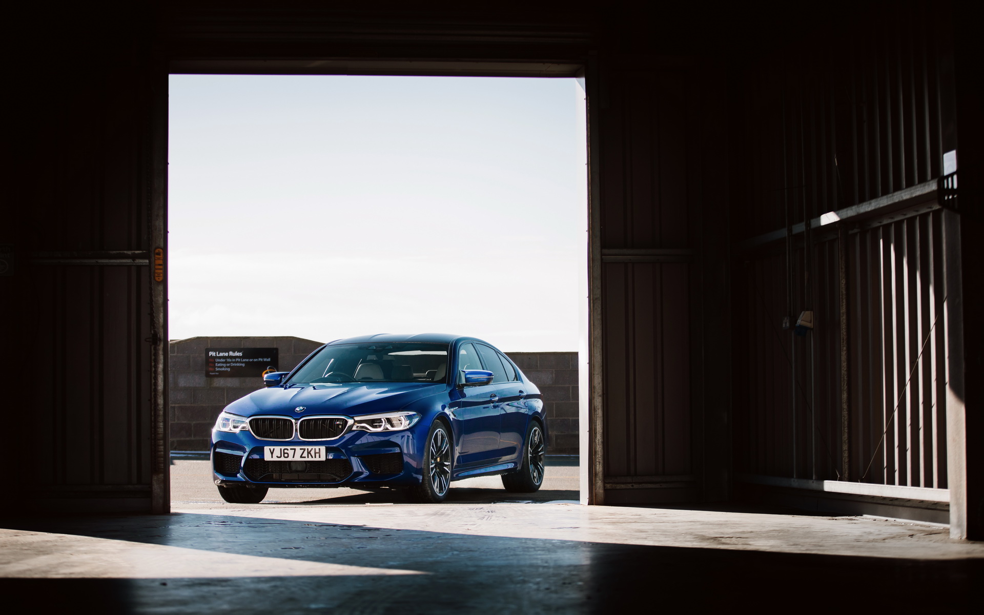 2018-BMWM5-UK-01 2018 BMW M5 Arrives In The UK Priced From £89,645