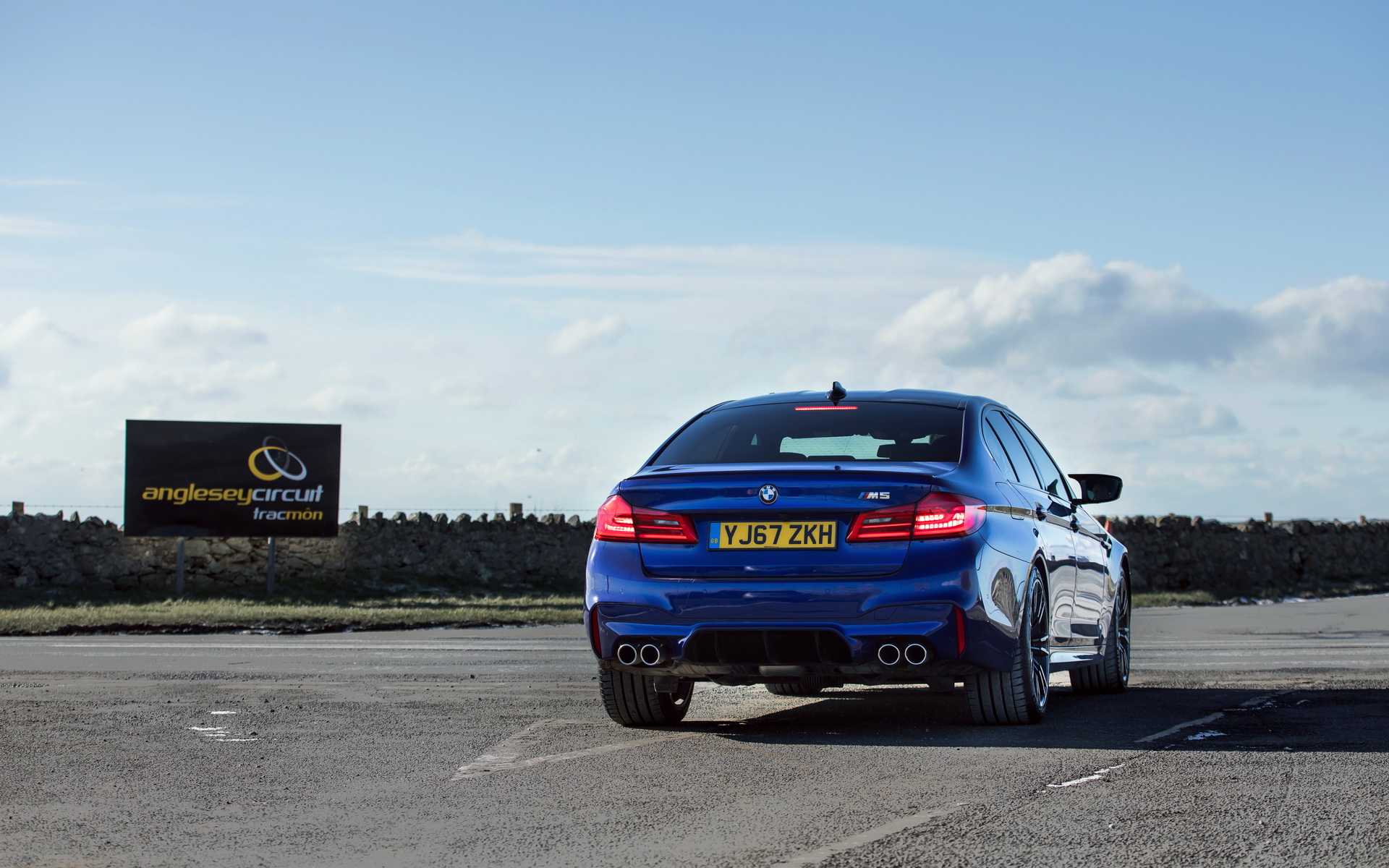 2018-BMWM5-UK-05 2018 BMW M5 Arrives In The UK Priced From £89,645