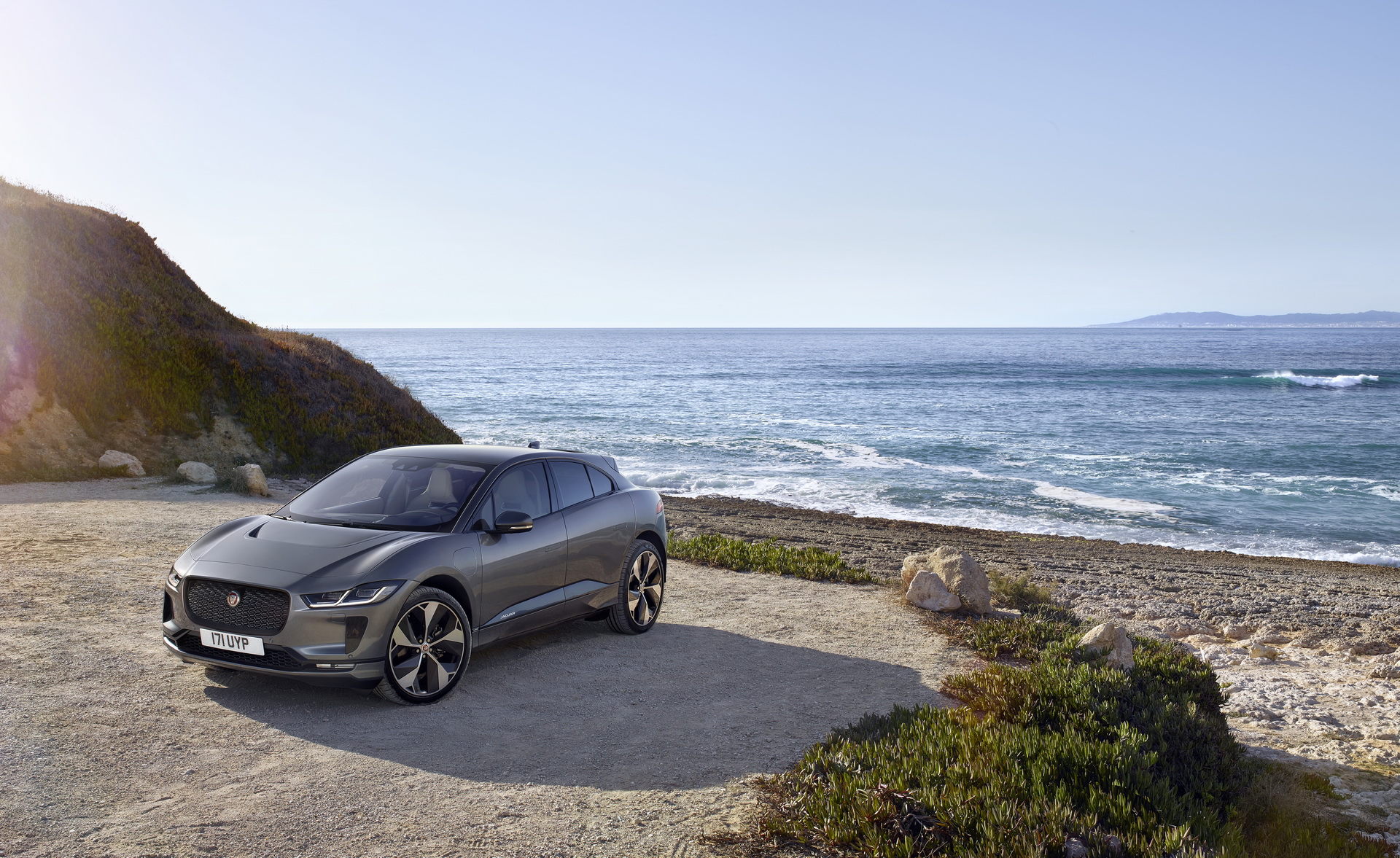 2018-Jaguar-IPace-23 Jaguar I-Pace EV Priced From $70,495* In US, On Sale Later This Year