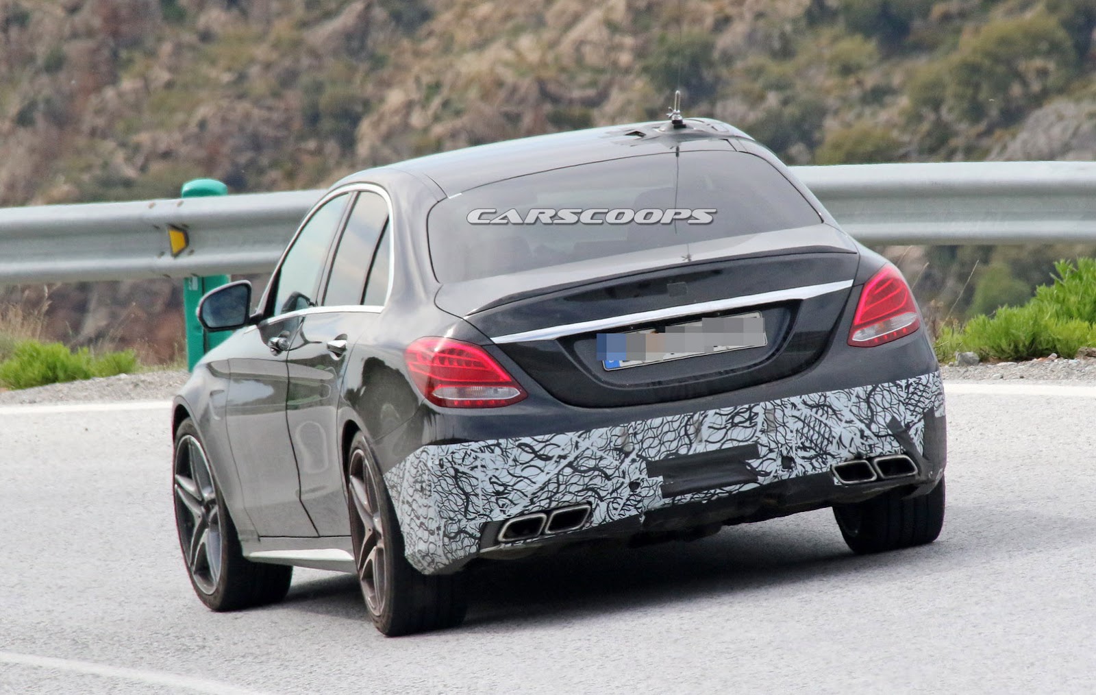 2018-Mercedes-C63-AMG-FL-Spy-9 2019 Mercedes-AMG C63 S Coupe Facelift On Track For World Premiere In NY