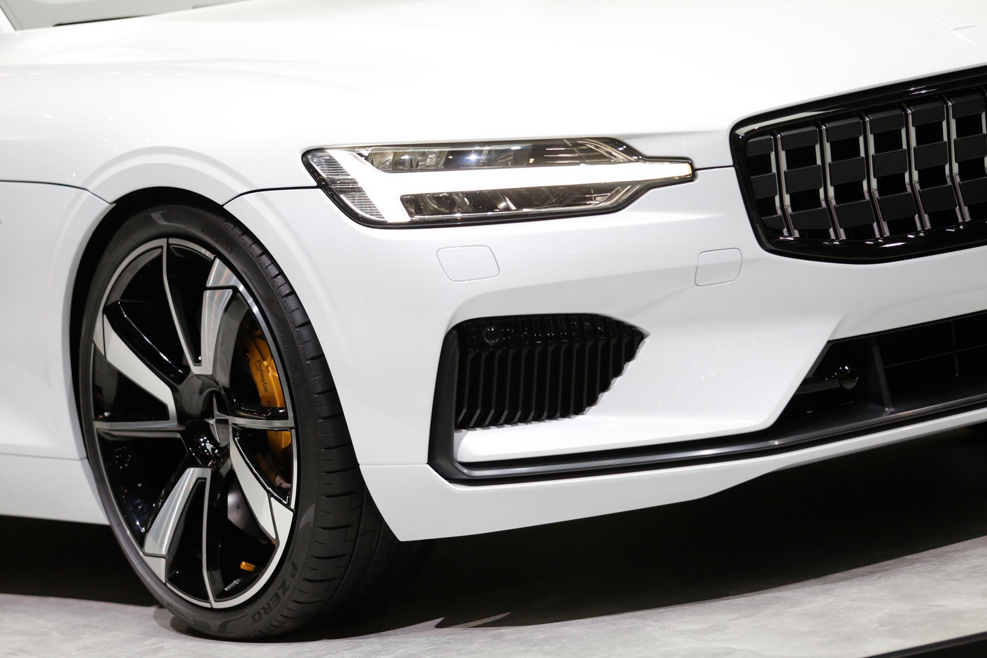 88 Sexy Polestar 1 Coupe Finally Shows Up On European Soil In Geneva