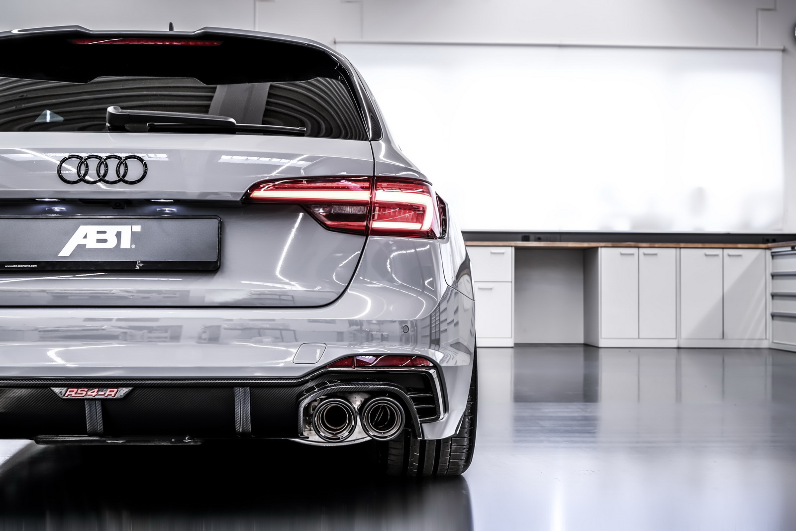 2018-audi-rs4-avant-abt-tuning-7 ABT’s 530PS Audi RS4-R Avant Is All The Super-Estate You’ll Ever Need