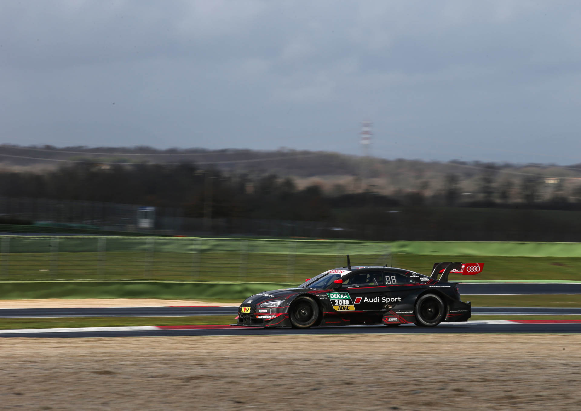 DTM Testfahrten Vallelunga Audi Is Out To Defend Its Titles With Updated RS5 DTM