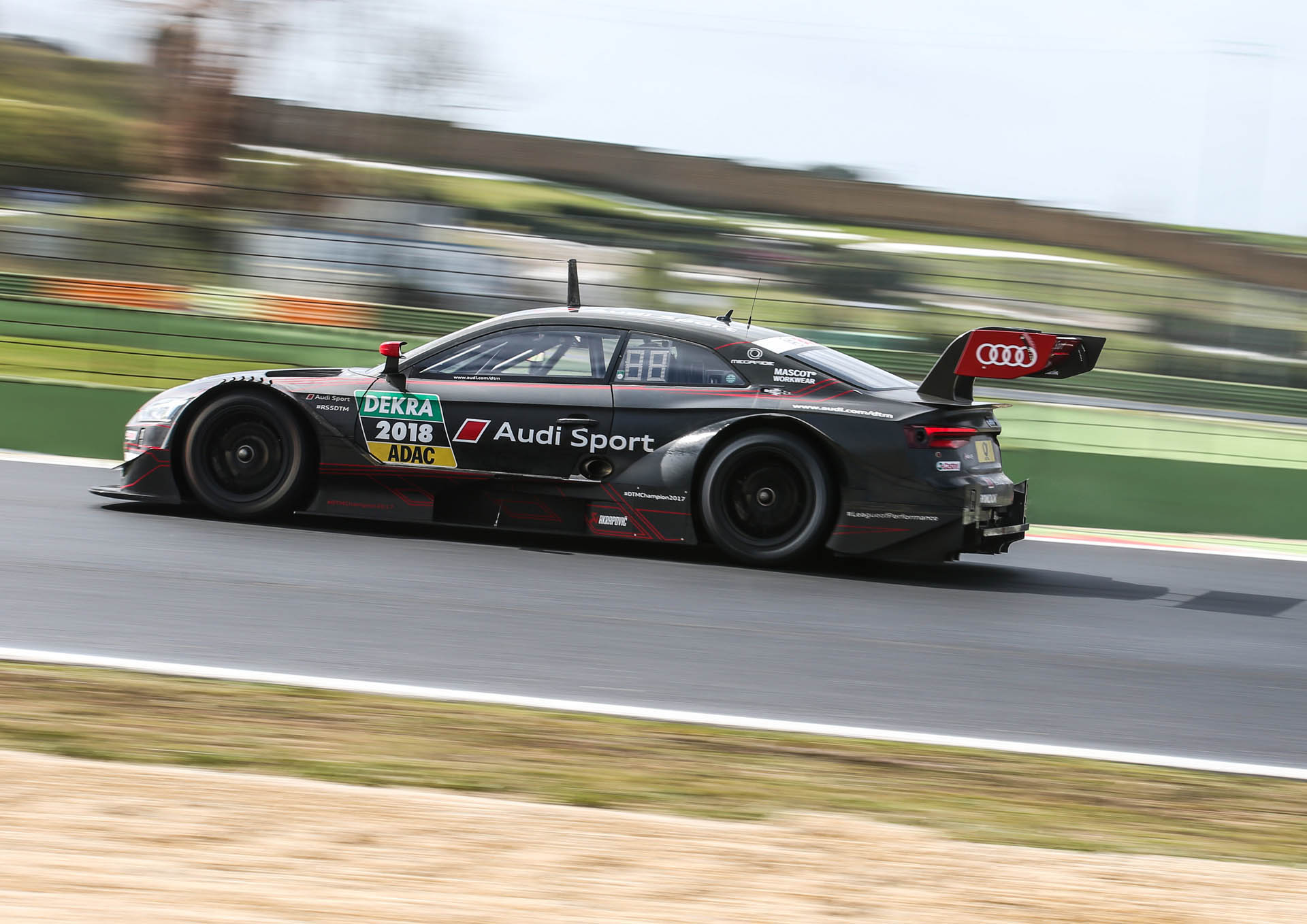 DTM Testfahrten Vallelunga Audi Is Out To Defend Its Titles With Updated RS5 DTM