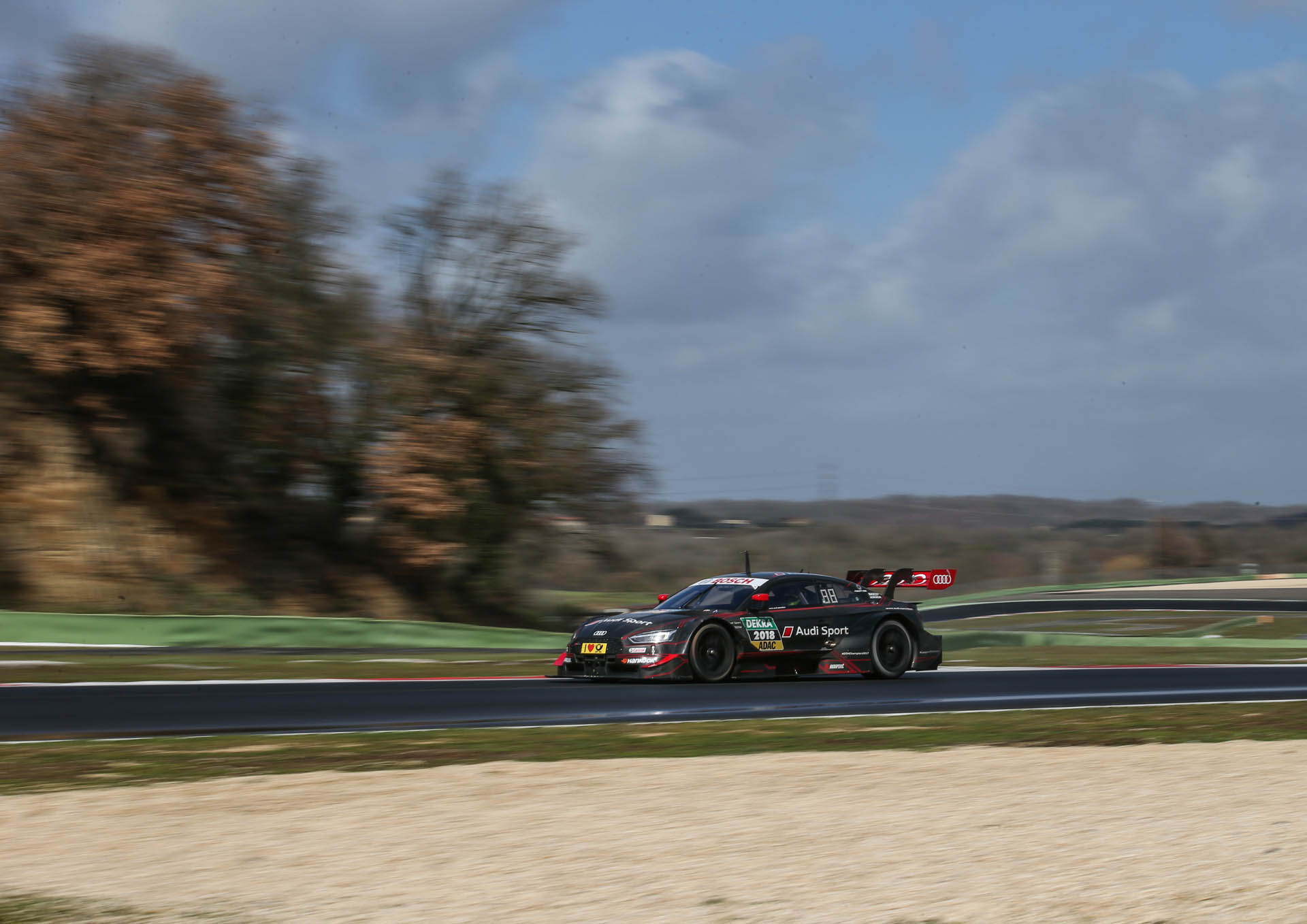 DTM Testfahrten Vallelunga Audi Is Out To Defend Its Titles With Updated RS5 DTM