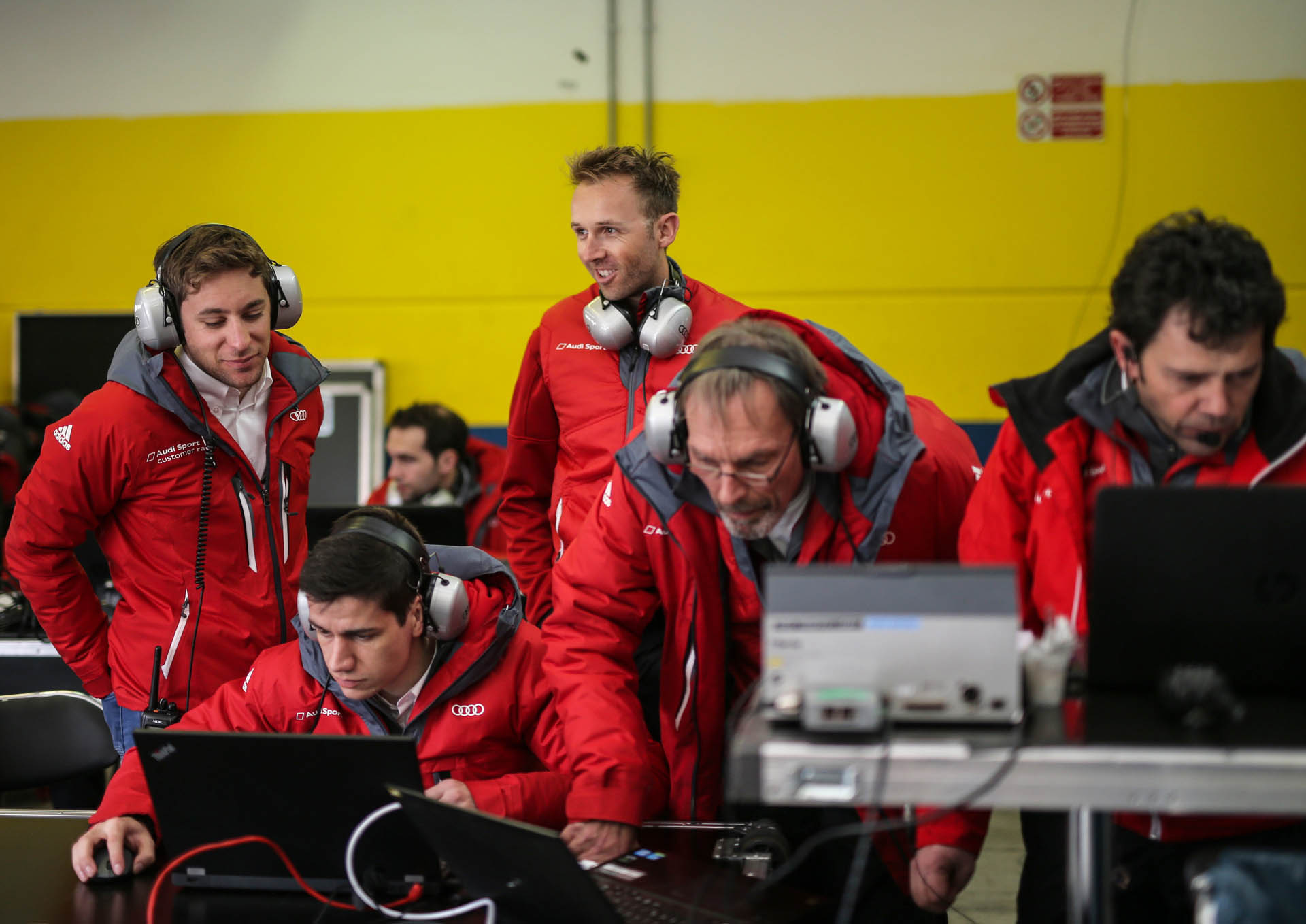 DTM Testfahrten Vallelunga Audi Is Out To Defend Its Titles With Updated RS5 DTM