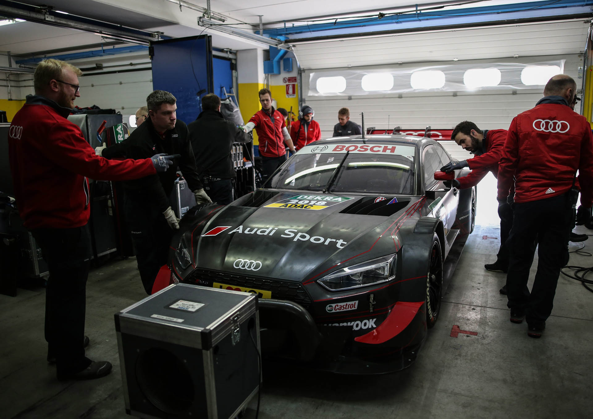 DTM Testfahrten Vallelunga Audi Is Out To Defend Its Titles With Updated RS5 DTM