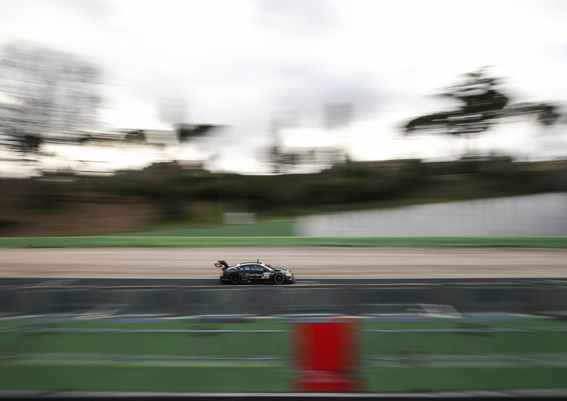 DTM Testfahrten Vallelunga Audi Is Out To Defend Its Titles With Updated RS5 DTM
