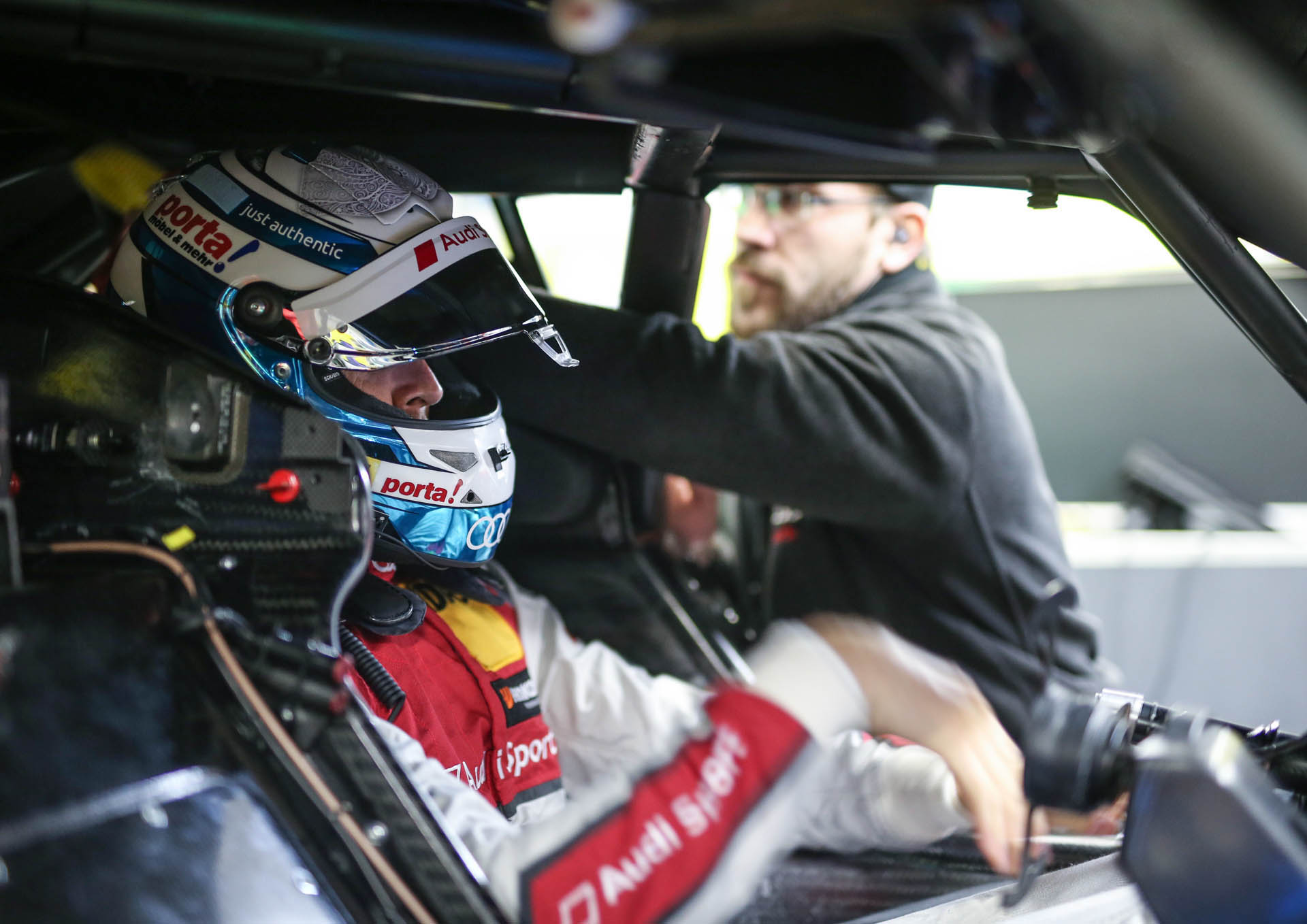 DTM Testfahrten Vallelunga Audi Is Out To Defend Its Titles With Updated RS5 DTM