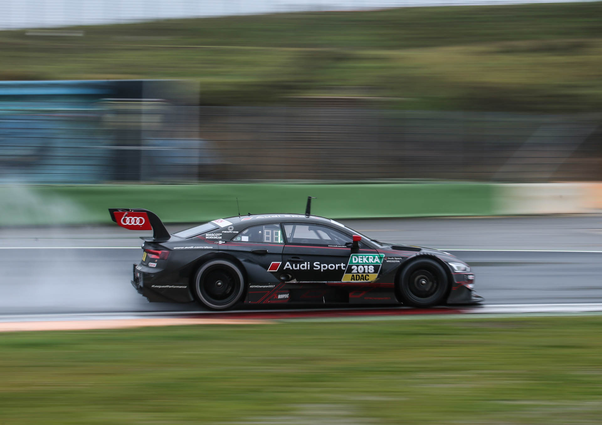 DTM Testfahrten Vallelunga Audi Is Out To Defend Its Titles With Updated RS5 DTM