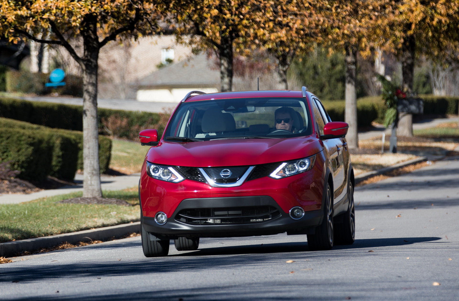 2018-nissan-rogue-sport-6 2018.5MY Nissan Rogue Sport Getting Mid-Year Updates, More Standard Features
