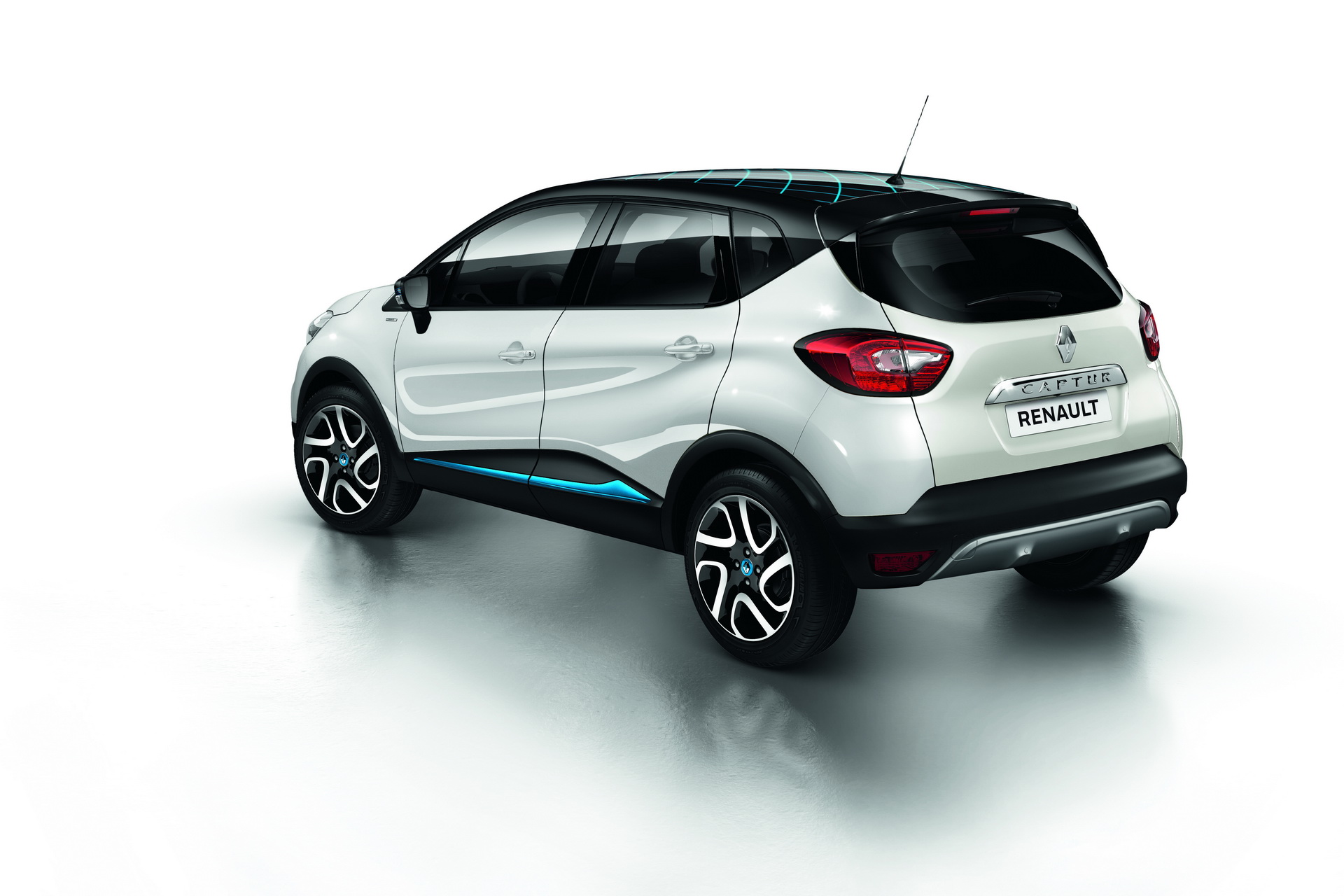 2018-renault-captur-3 Second-Gen Renault Captur Expected Next Year With PHEV Option