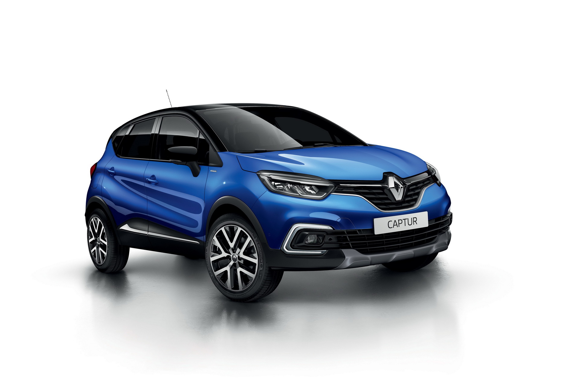 2018-renault-captur-s-edition-1 Renault Captur S-Edition Adds More Powerful Engine, Special Features