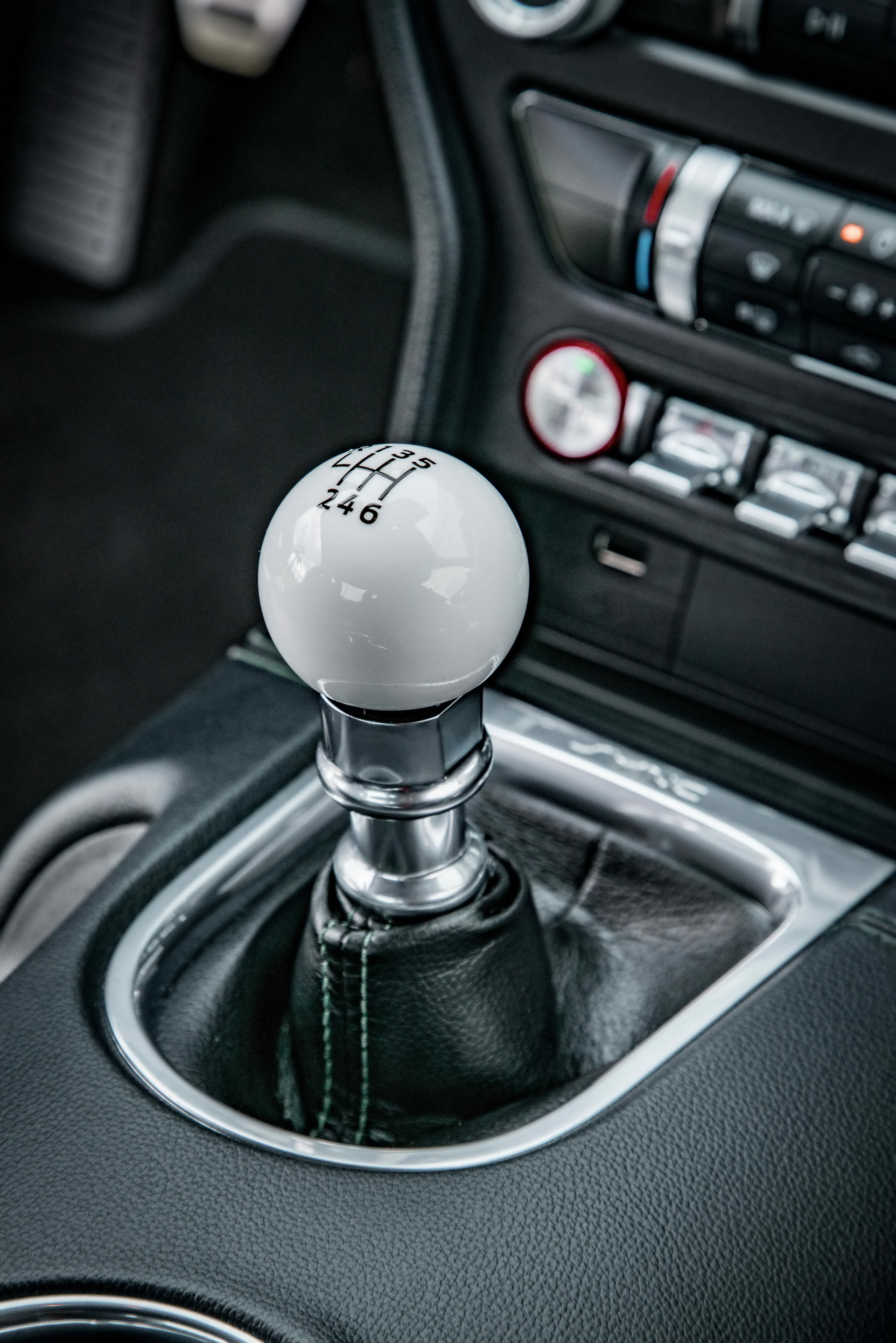 2018_FORD_MUSTANG_BULLITT_10 Ford Mustang Bullitt With 457HP V8 Wears Euro Costume In Geneva