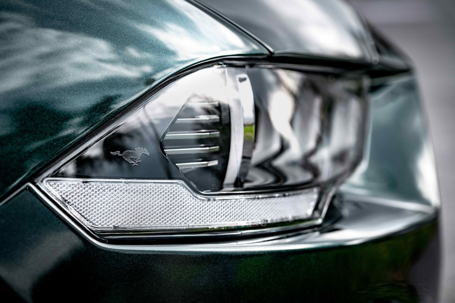 2018_FORD_MUSTANG_BULLITT_14 Ford Mustang Bullitt With 457HP V8 Wears Euro Costume In Geneva