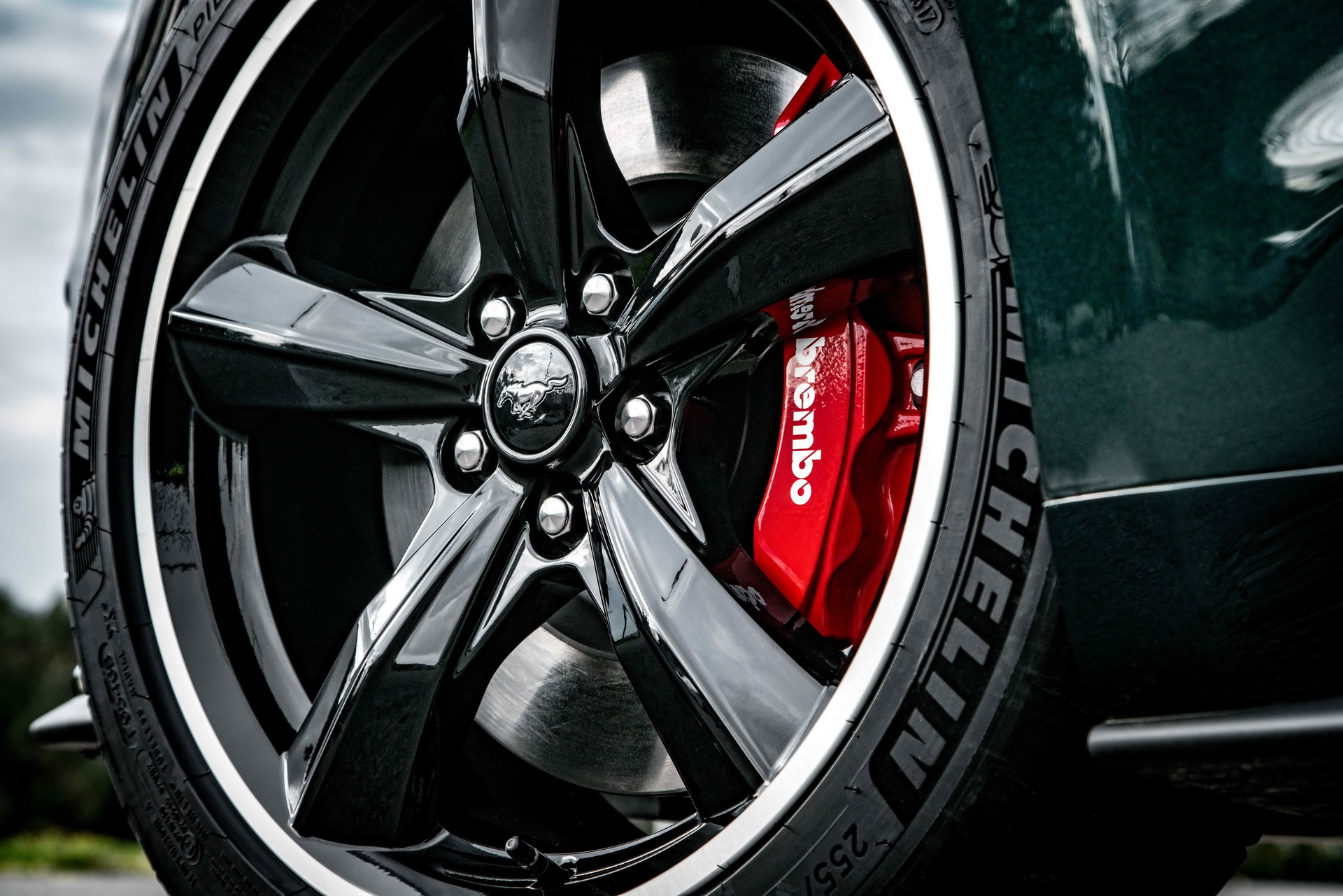 2018_FORD_MUSTANG_BULLITT_15 Ford Mustang Bullitt With 457HP V8 Wears Euro Costume In Geneva