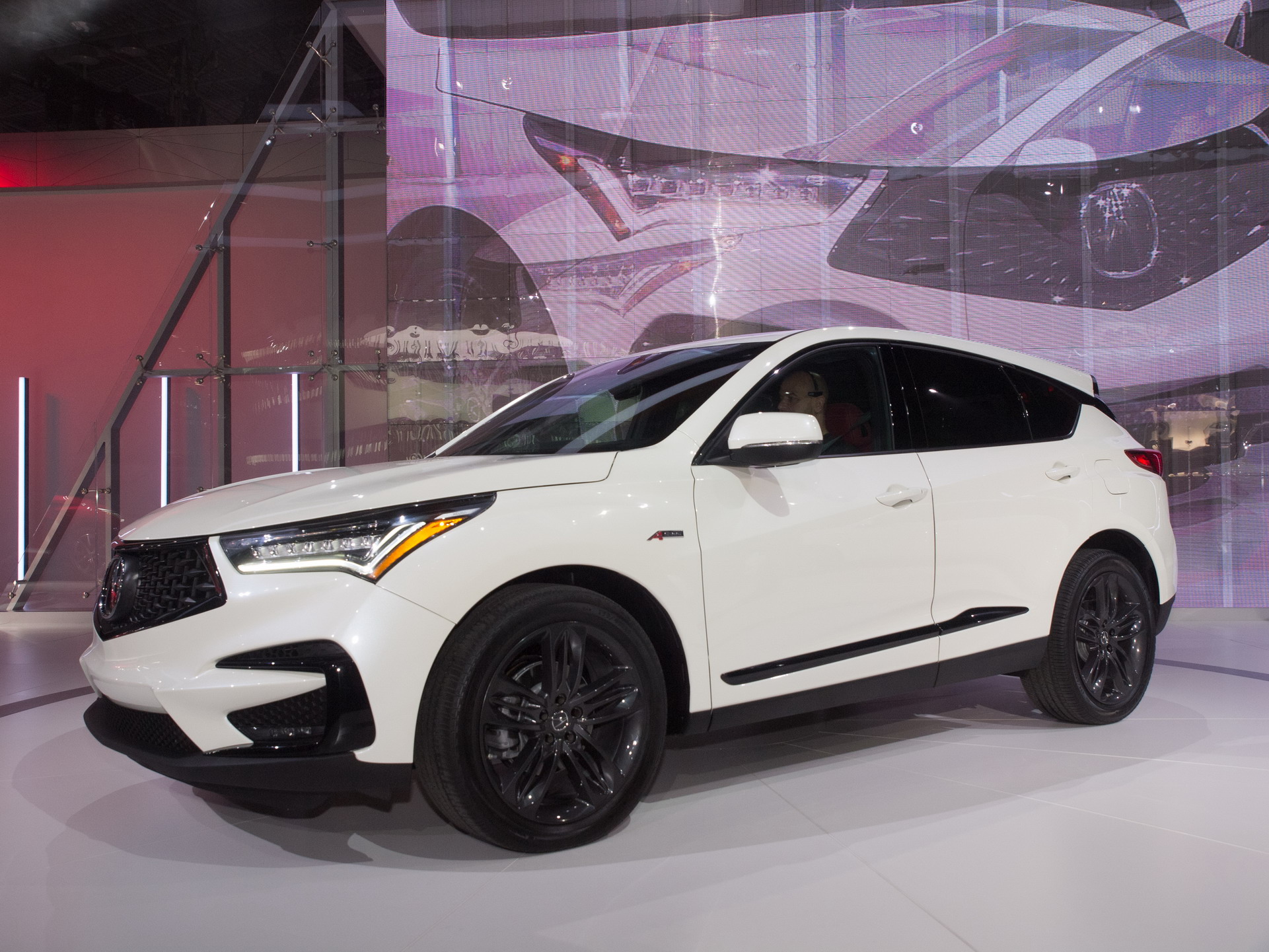 2019 Acura RDX 1 2019 Acura RDX Arrives To Defend Its Compact Luxury Crossover Crown (Updated)