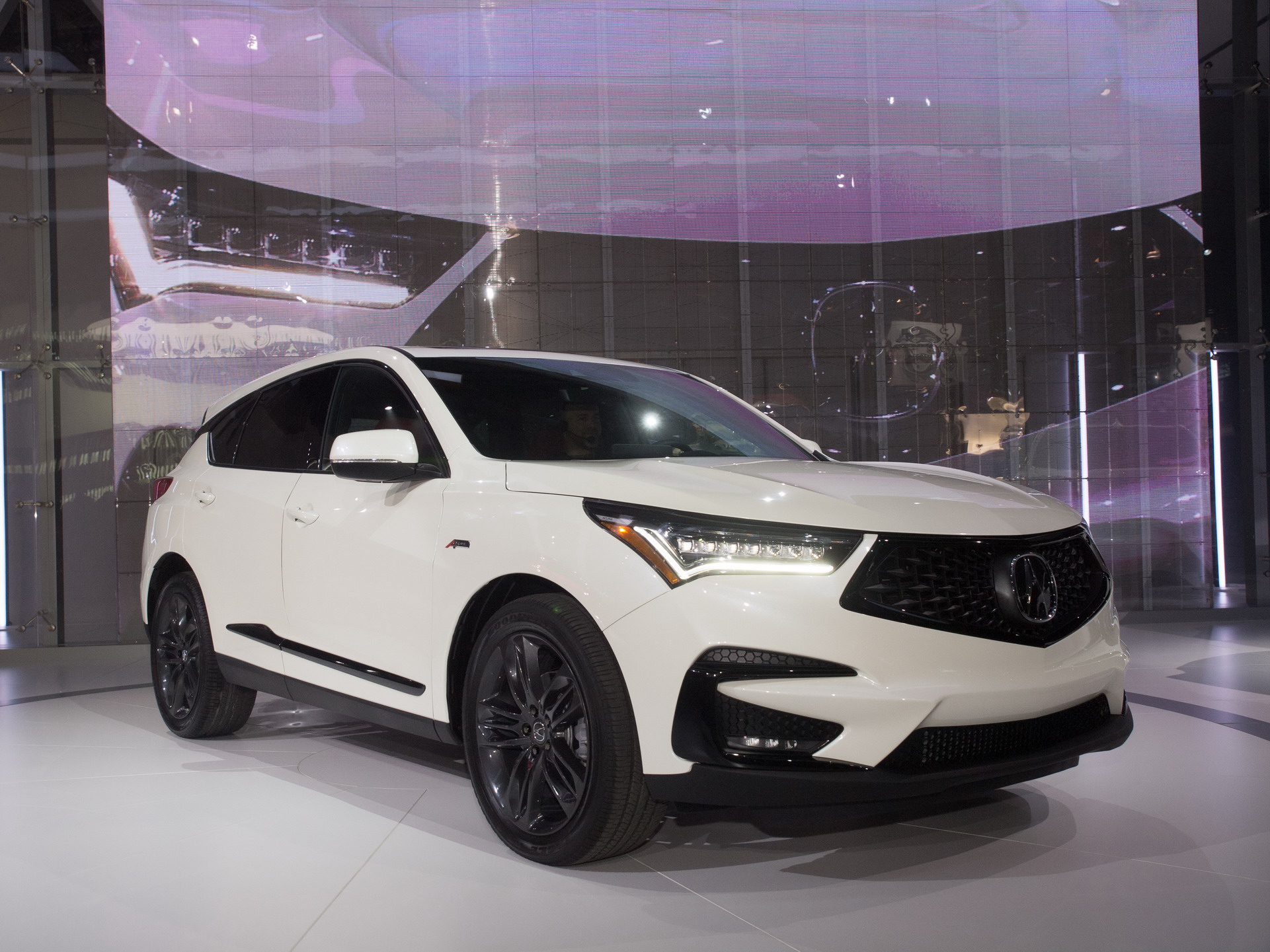2019-Acura-RDX-4-1.jpg