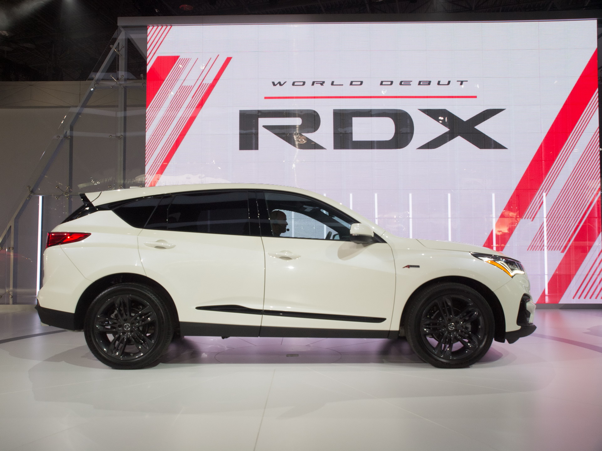 2019-Acura-RDX-5-1.jpg