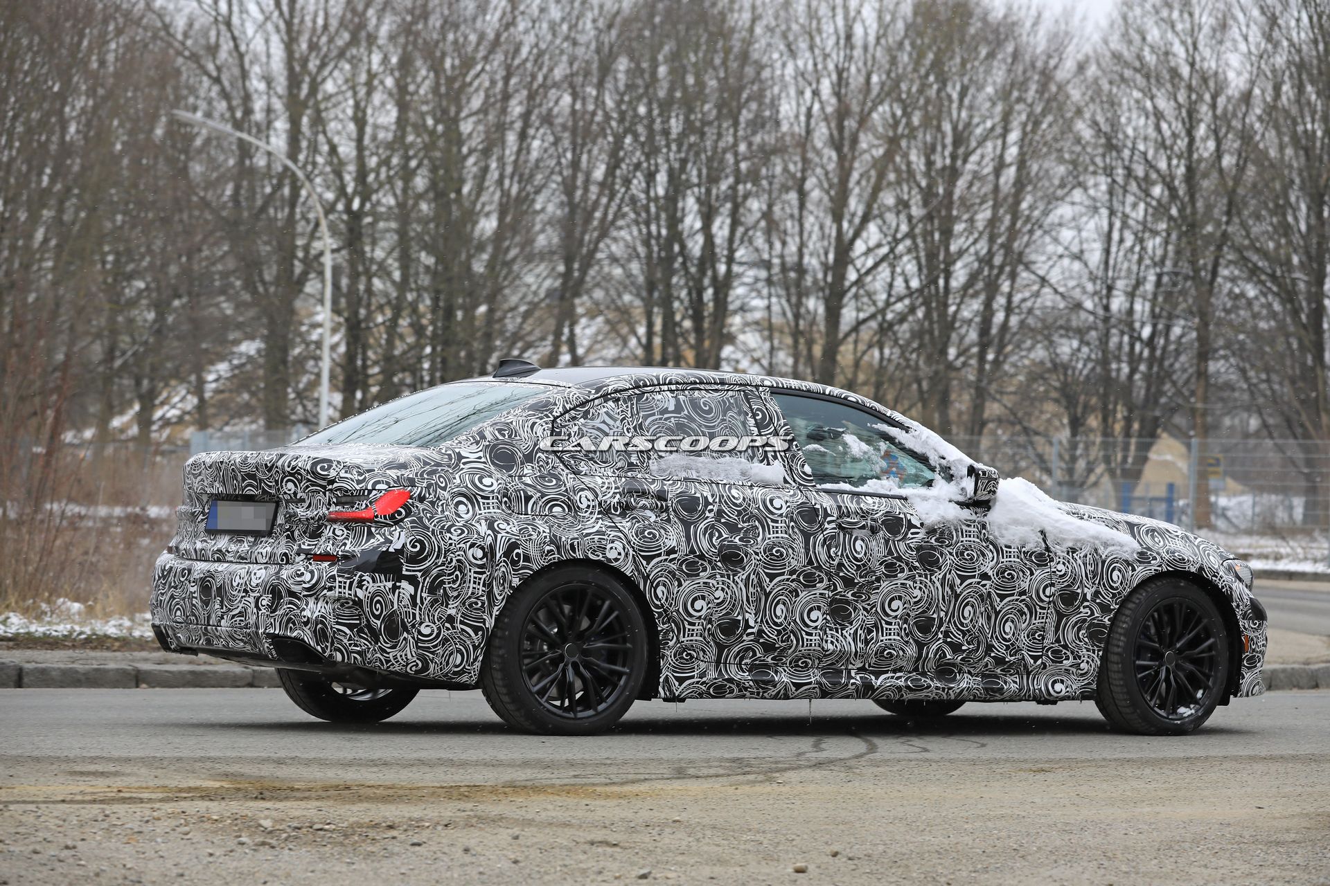 2019-BMW-3-Series-Spy-Shots-17 2019 BMW 3-Series Spied In Base, M Sport And M340i Performance Guises