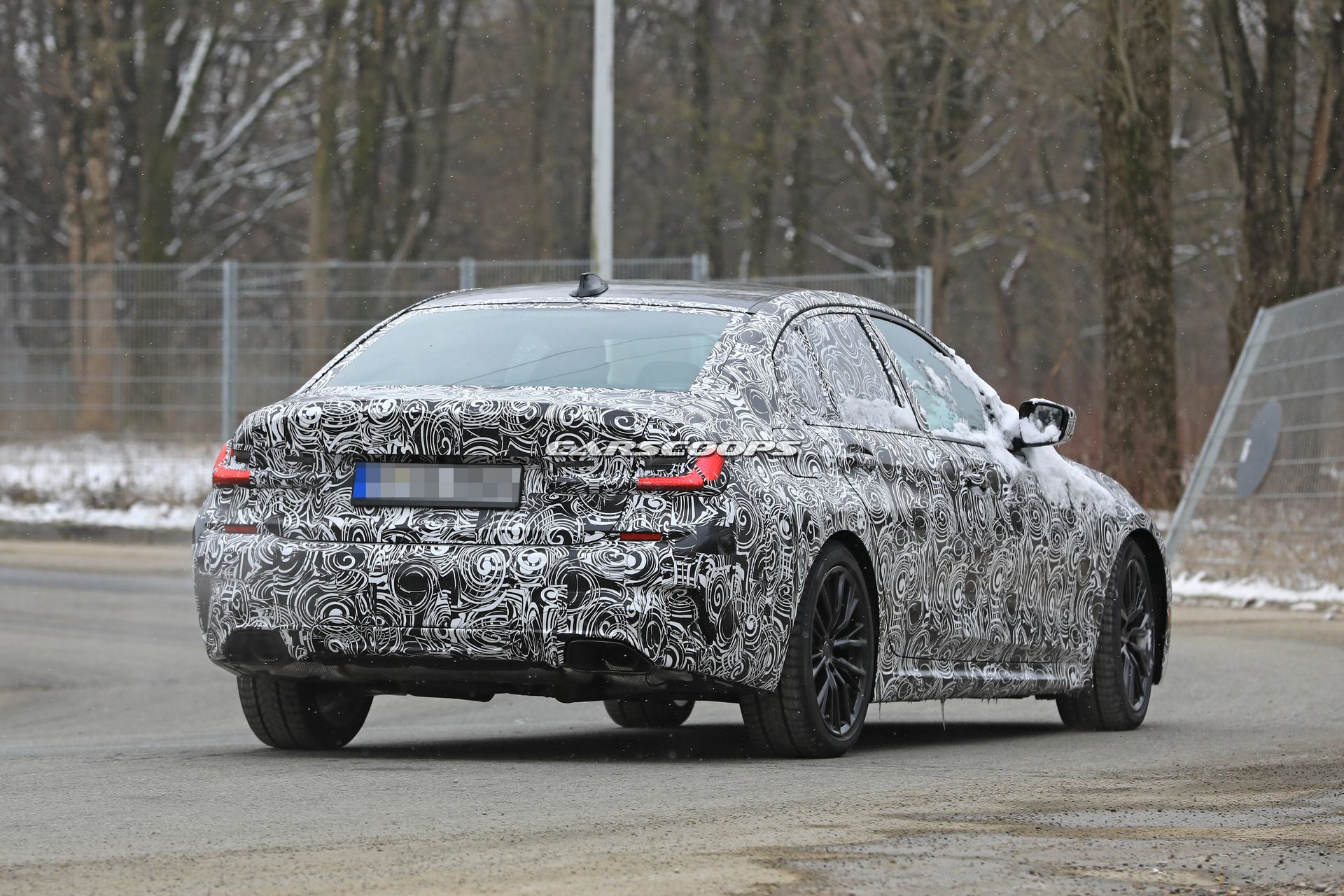 2019-BMW-3-Series-Spy-Shots-19 2019 BMW 3-Series Spied In Base, M Sport And M340i Performance Guises