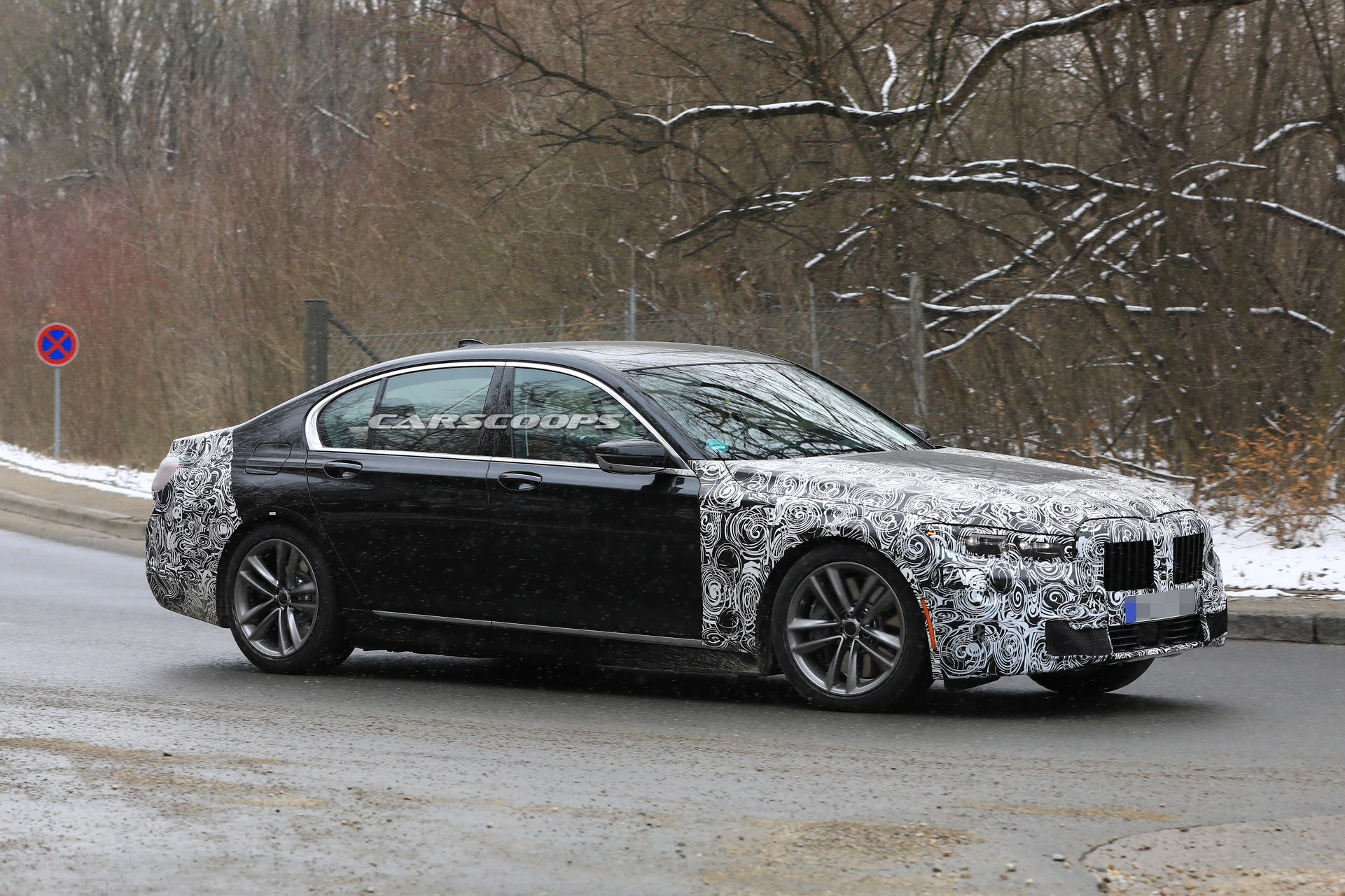 2019 BMW 7-Series S3 Facelifted 2019 BMW 7-Series Spied In Base And M760Li xDrive Forms