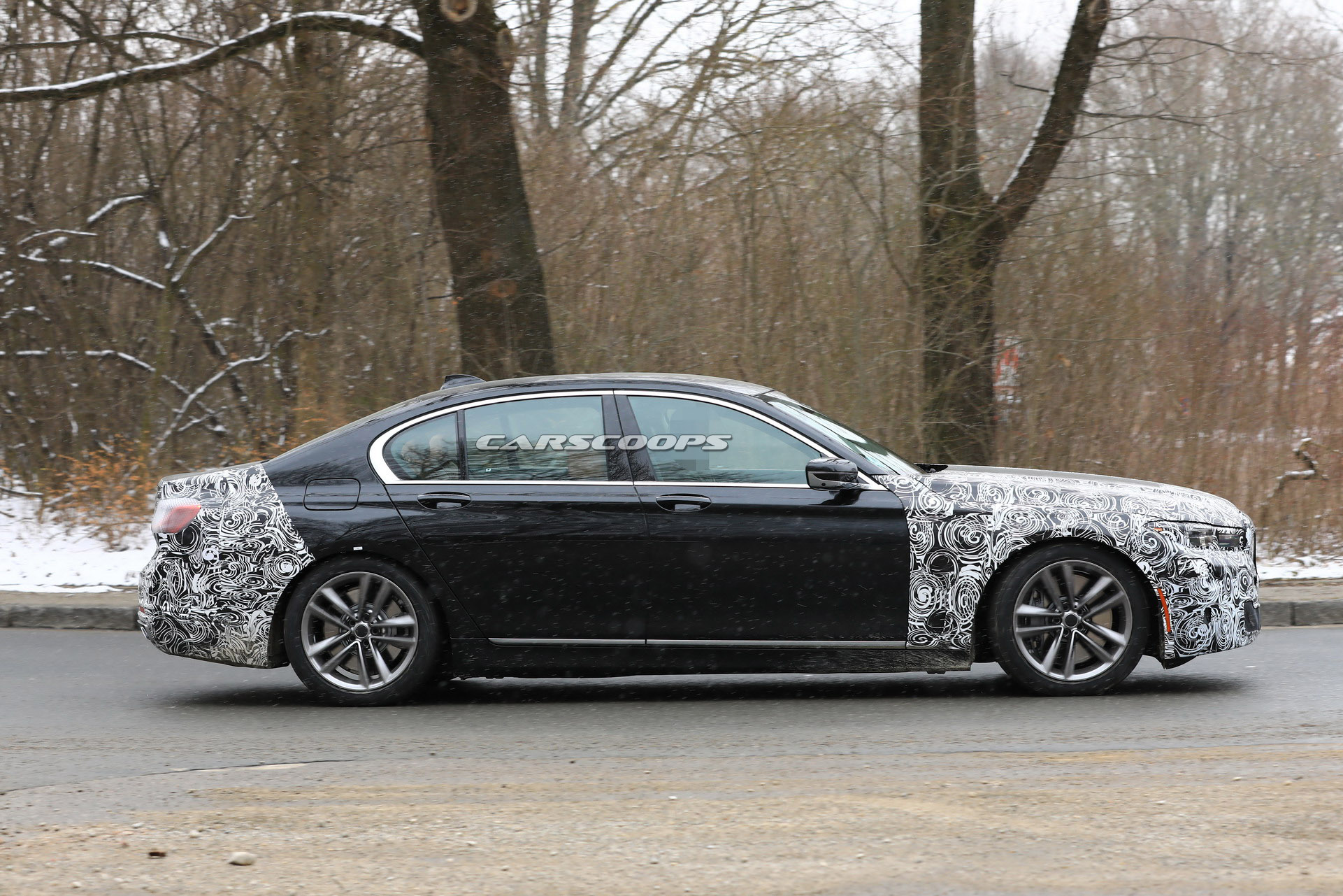 2019 BMW 7-Series S4 Facelifted 2019 BMW 7-Series Spied In Base And M760Li xDrive Forms