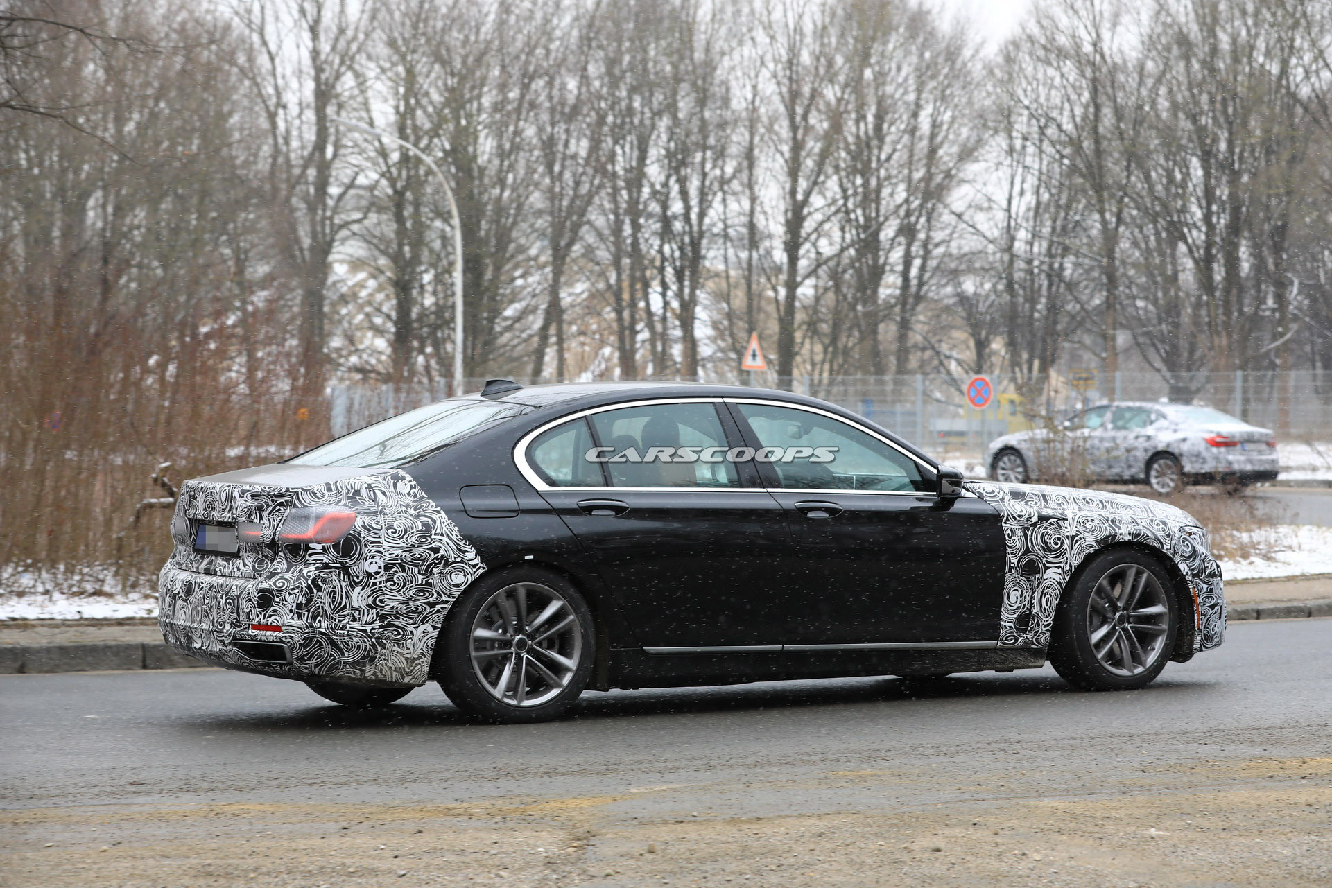 2019 BMW 7-Series S5 Facelifted 2019 BMW 7-Series Spied In Base And M760Li xDrive Forms